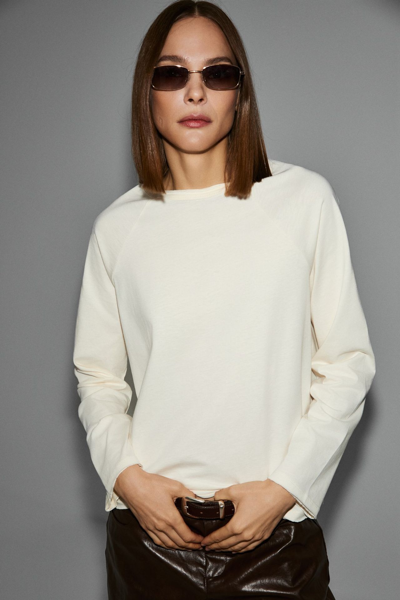 ETHIQUET Relaxed Crew Neck Long Sleeve Blouse 3