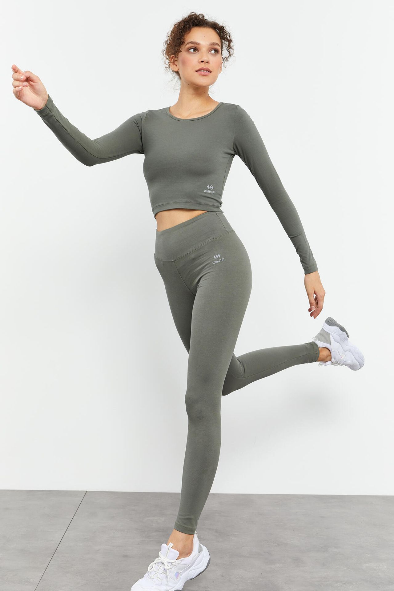 TOMMY Slim-Fit Long Sleeve Crop Top 1