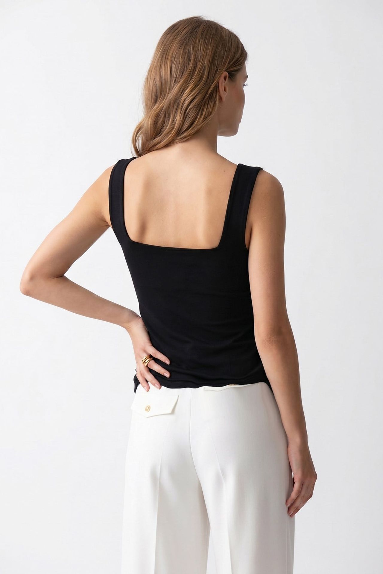 MIXRAY Fitted Crop Sleeveless Knit Top With Square Neck 5