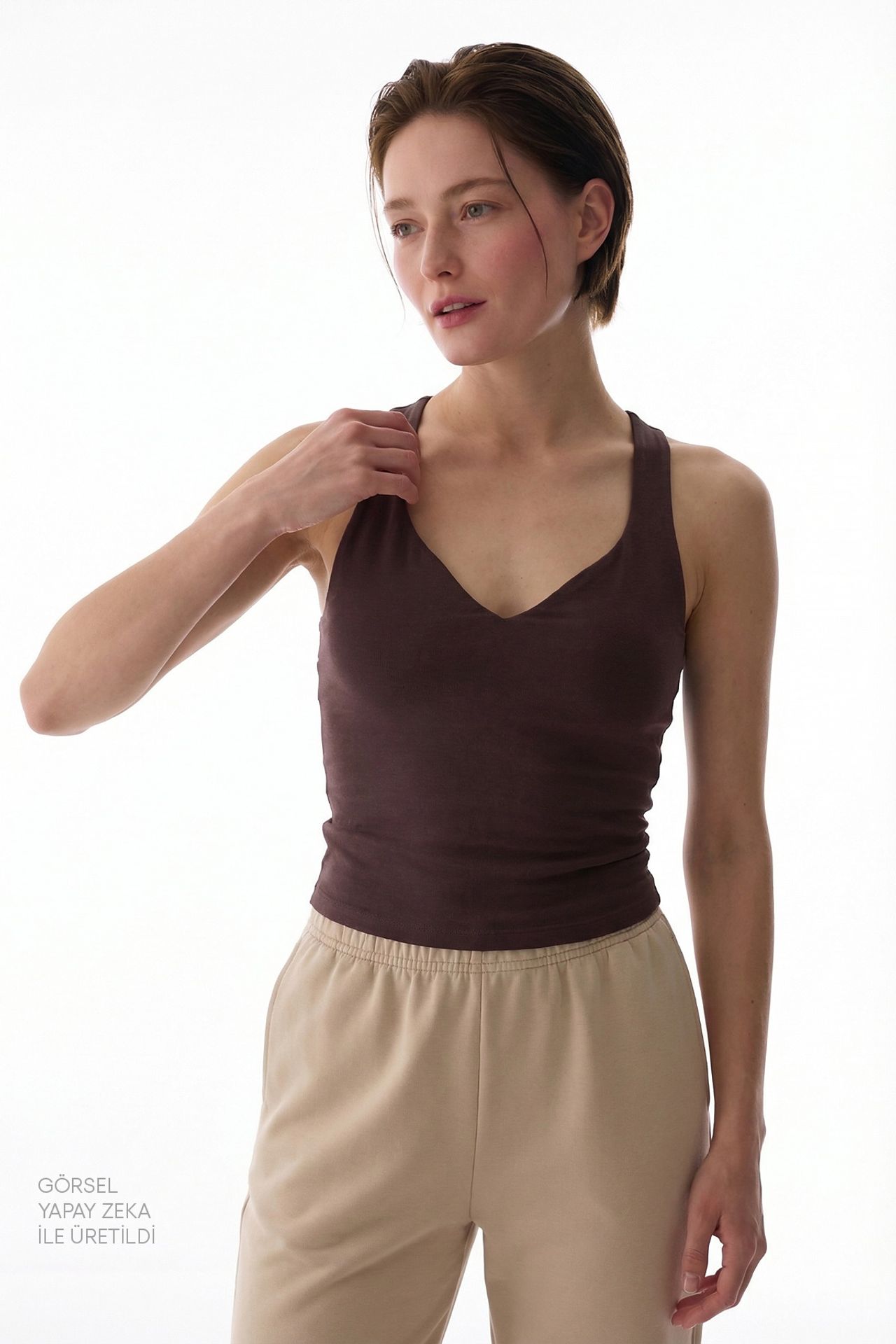PENTI Ruched Back Heart Neck Top