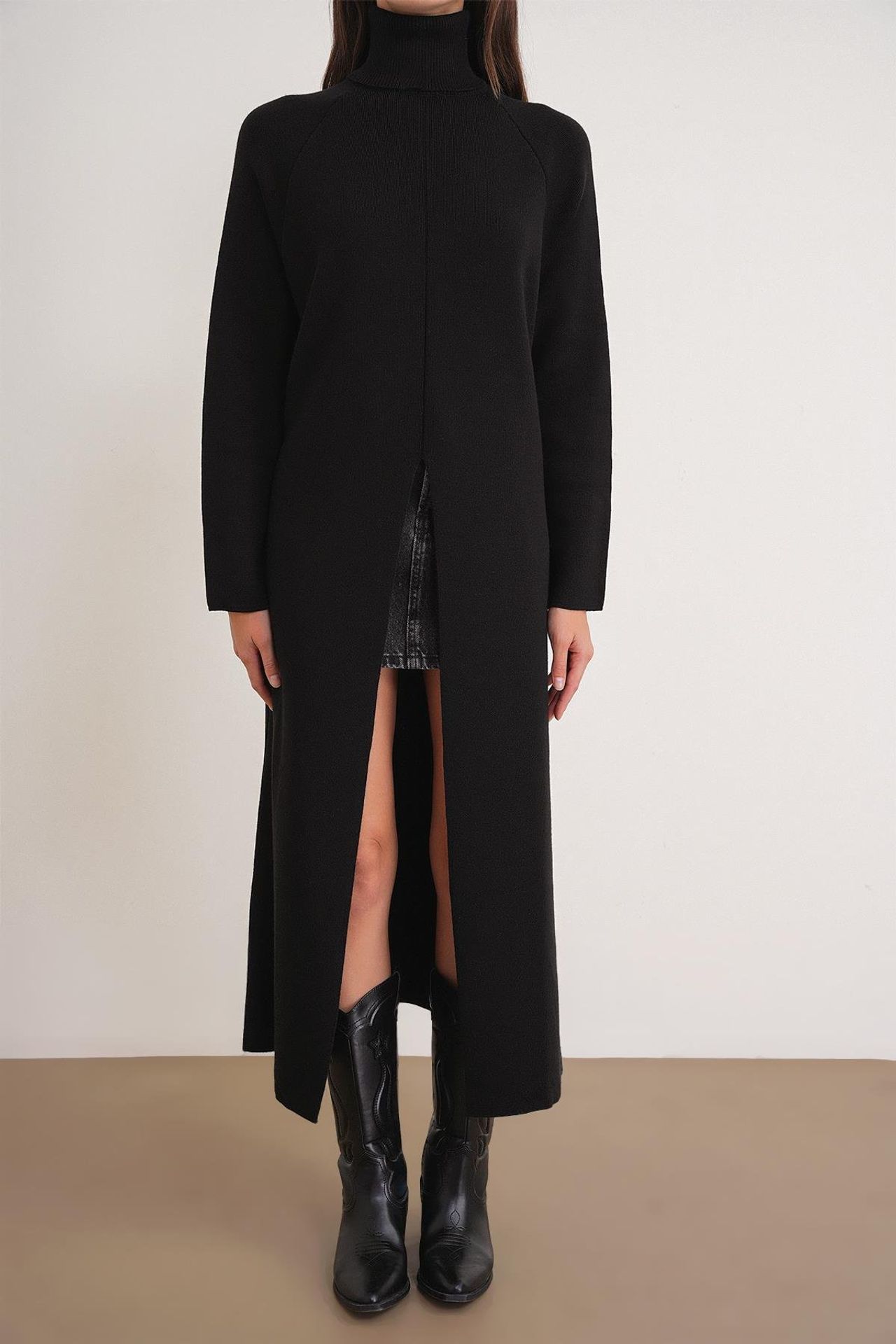 MIXRAY Turtleneck Knit Maxi Dress with Slit 4