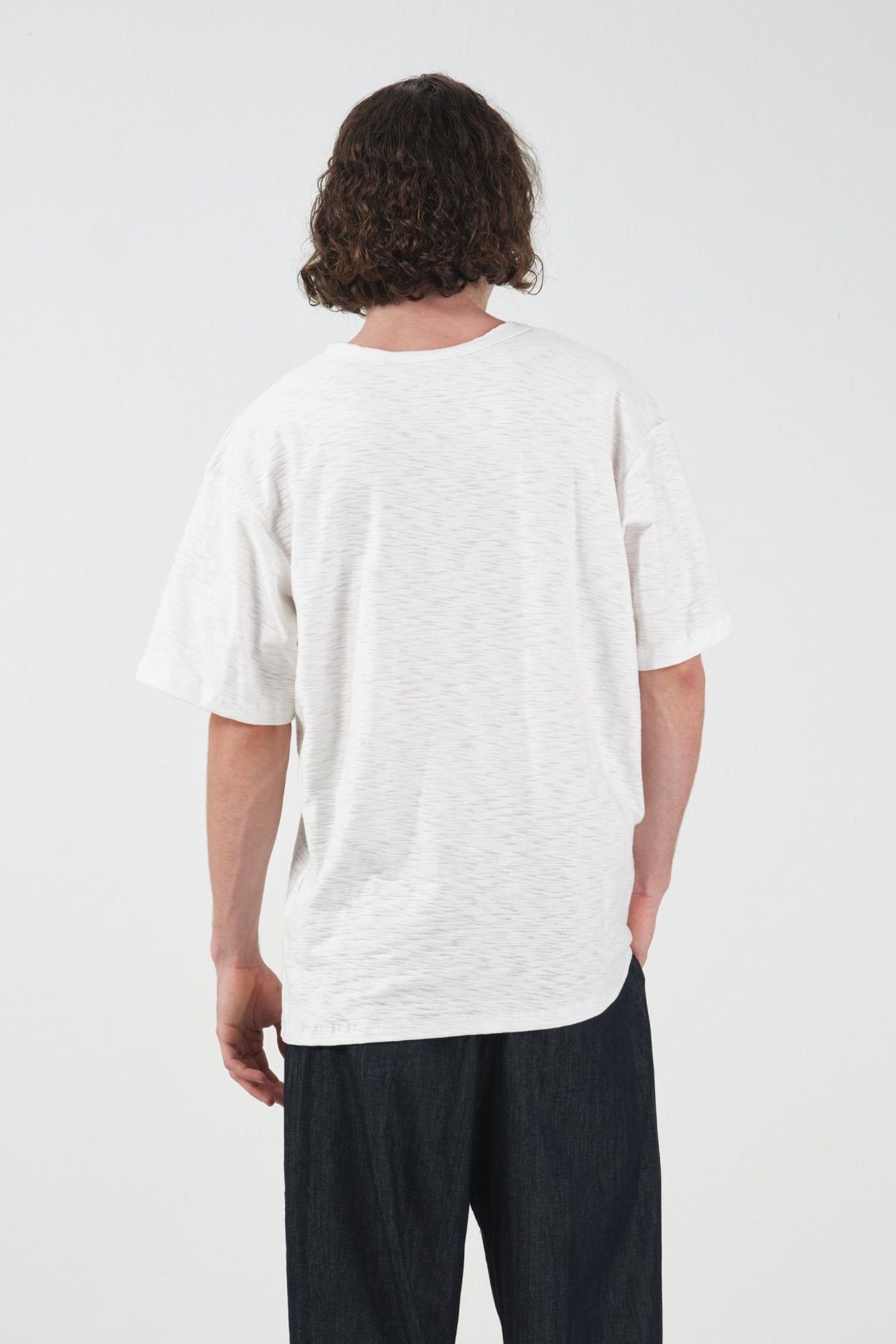 GIESTO Crew Neck Button Detail T-Shirt 2