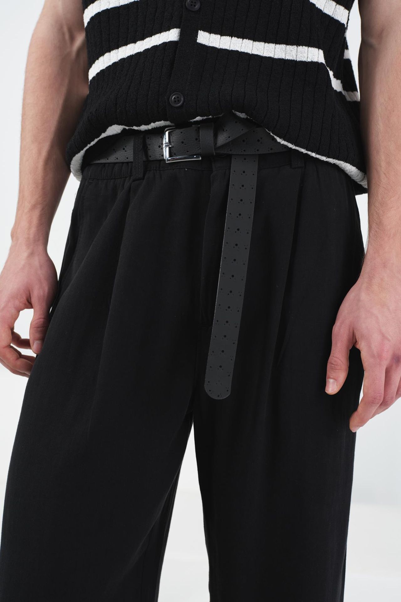 GIESTO Wide Leg Pleated Trousers 2