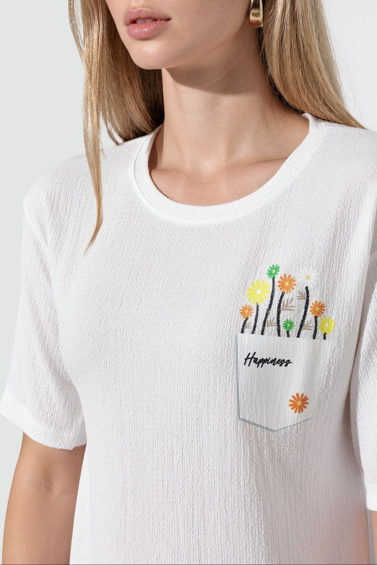 BDART Embroidered Crew Neck Printed T-Shirt 4