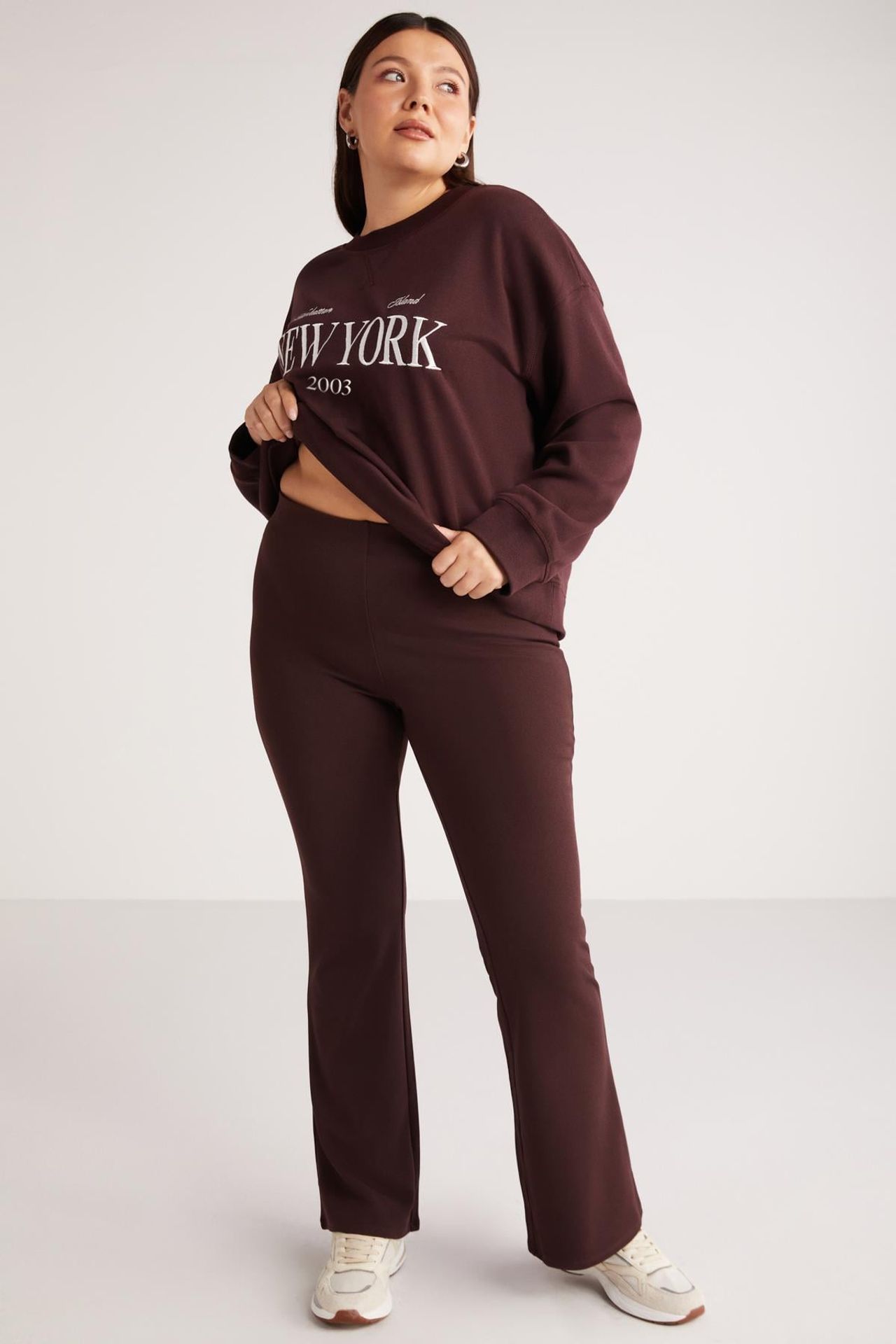 ETHIQUET Printed Crew Neck Sweatshirt 6