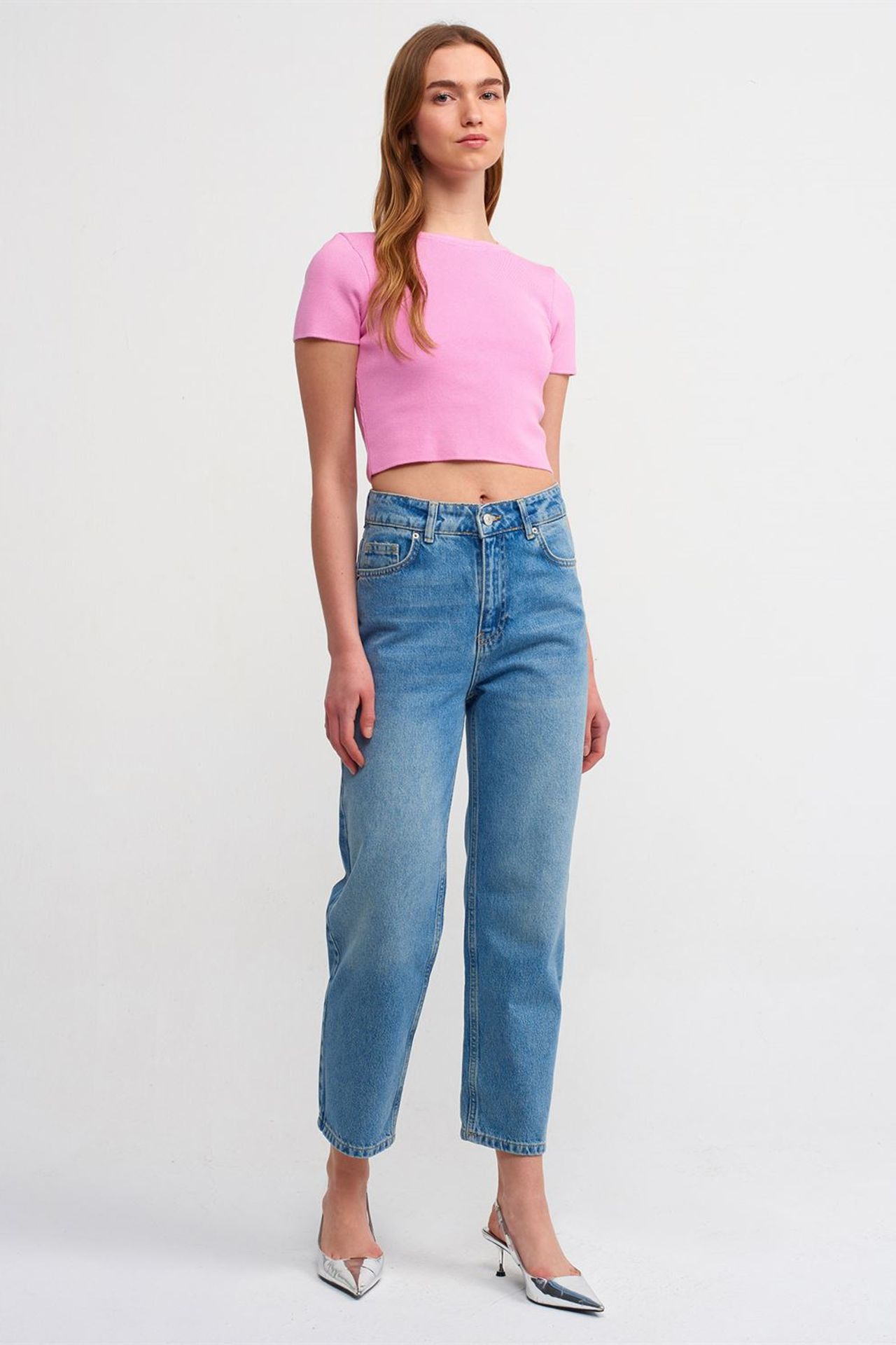 DILVIN Women's Ribbed Crop T-Shirt 3