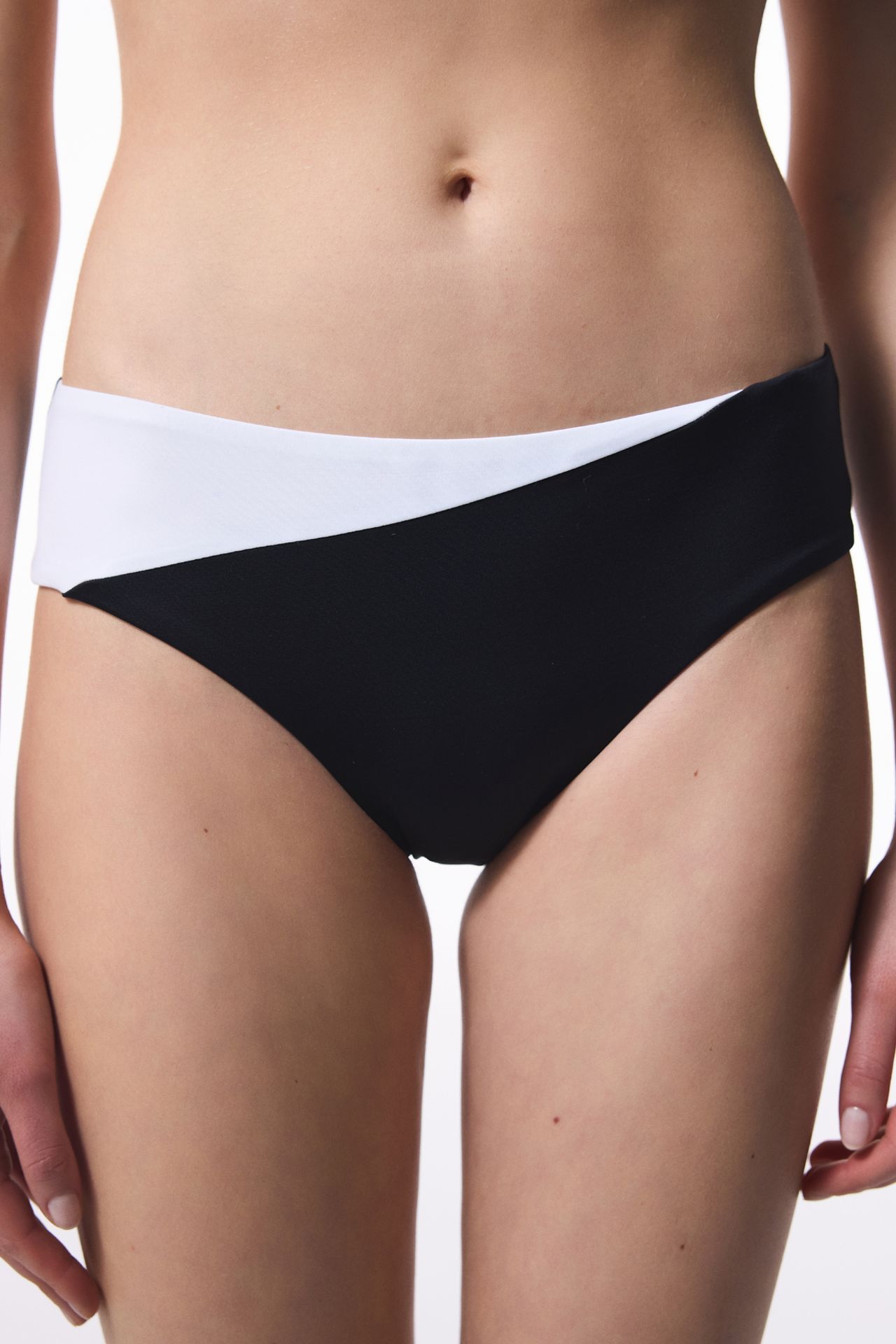 PENTI Gina Hipster Bikini Bottom 1