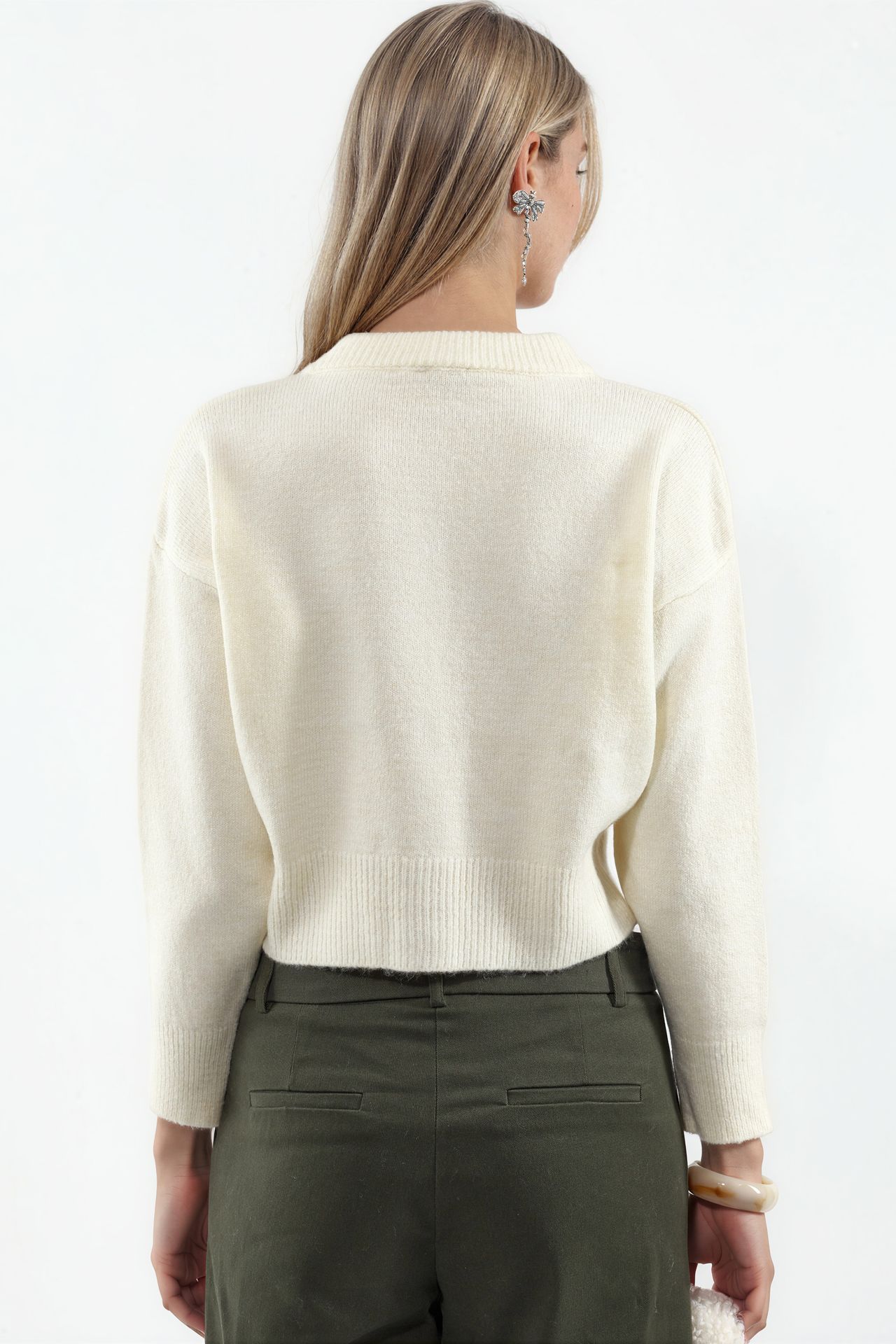 VIORNA Crop Ribbed Cardigan With Buttons 4