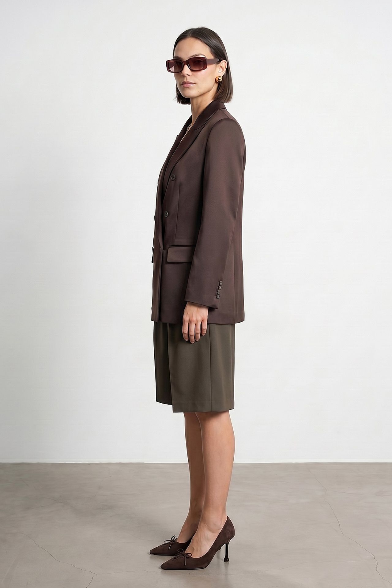DILVIN Long Satin Shawl-Collar Blazer 4