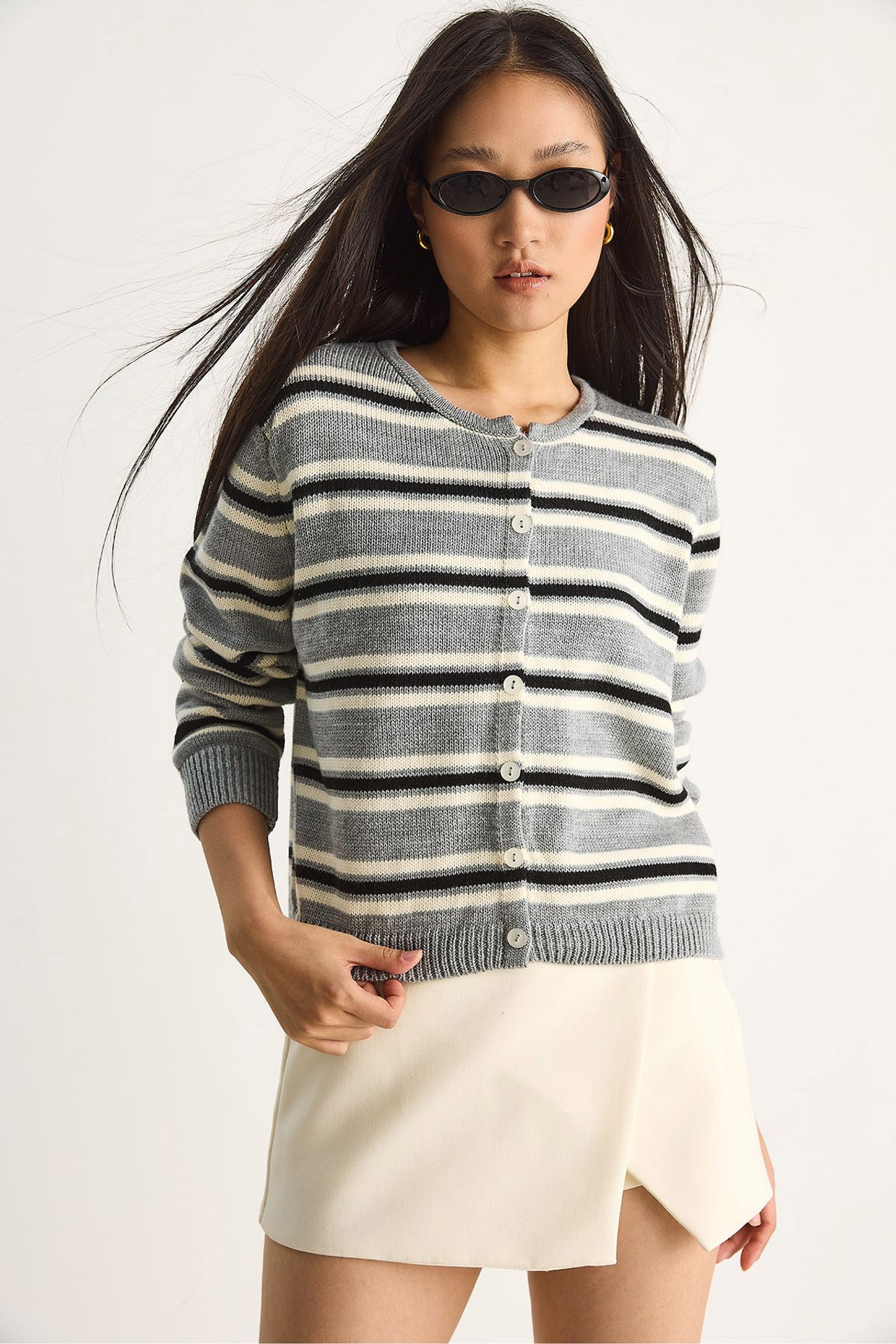 LUCCI Striped Crew Neck Cardigan 3