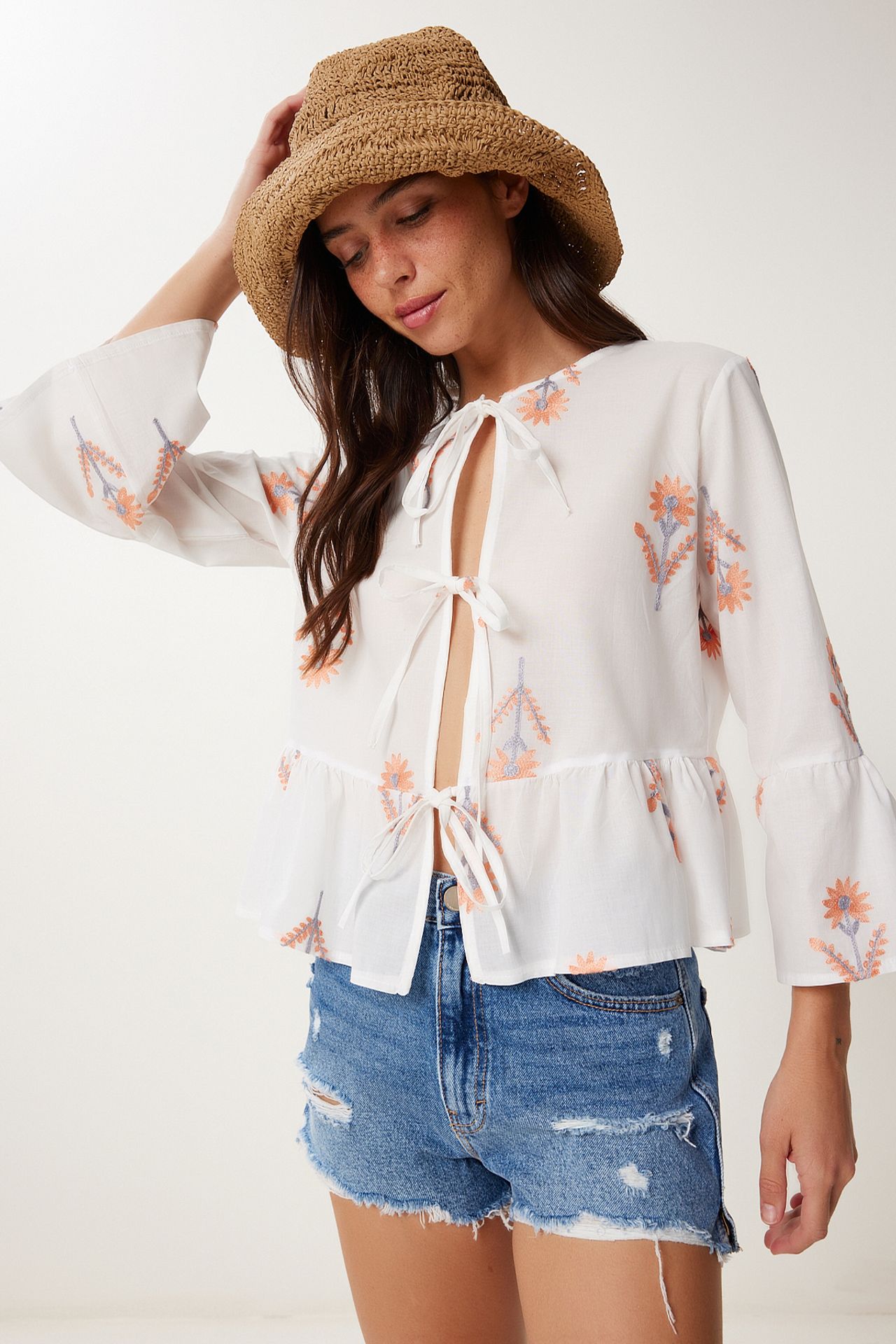 ISTANBUL Frilly Crew Neck Long Sleeve Floral Blouse 2