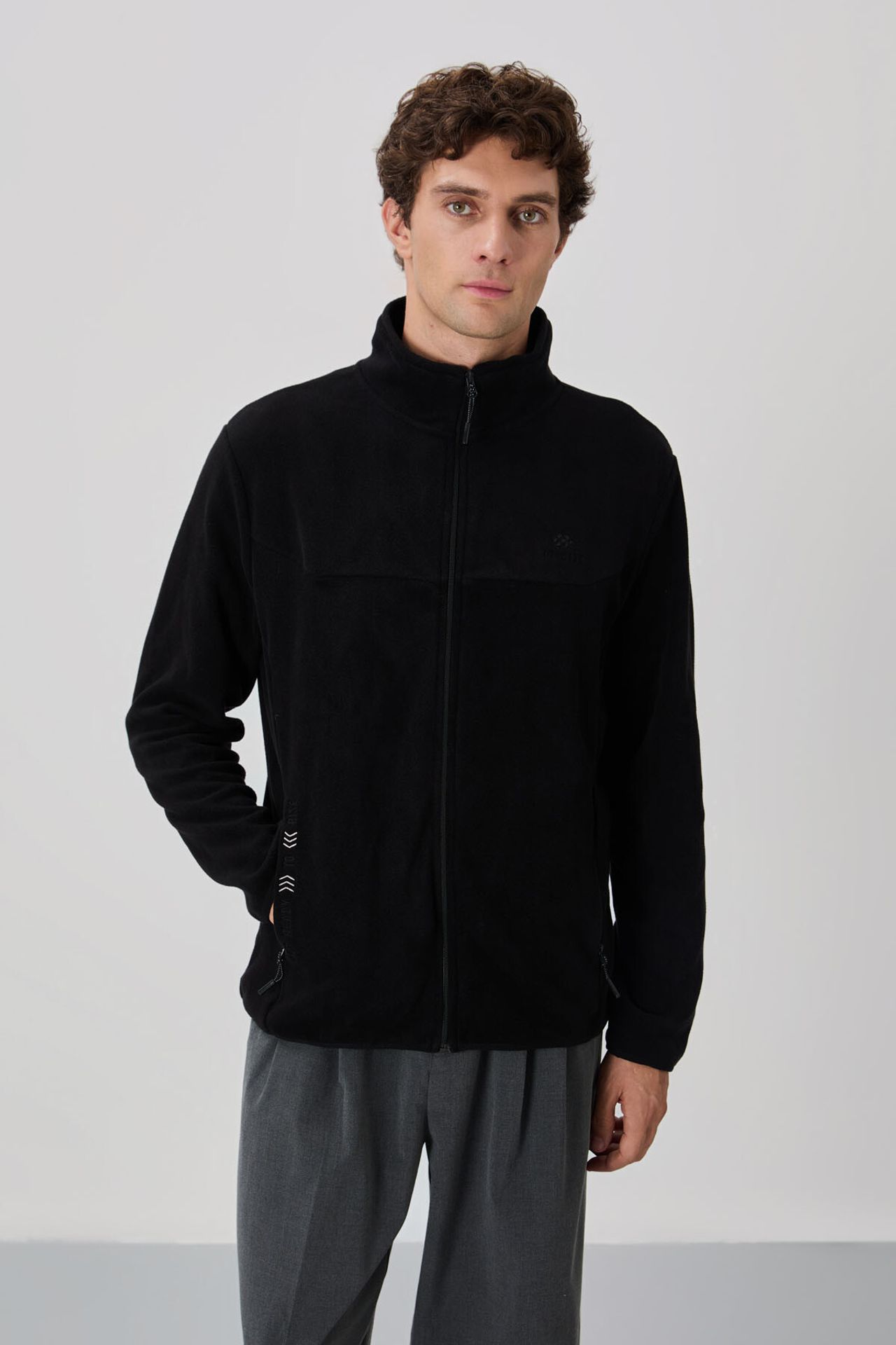 TOMMY Men's Plush Zip-front Sweatshirt 3