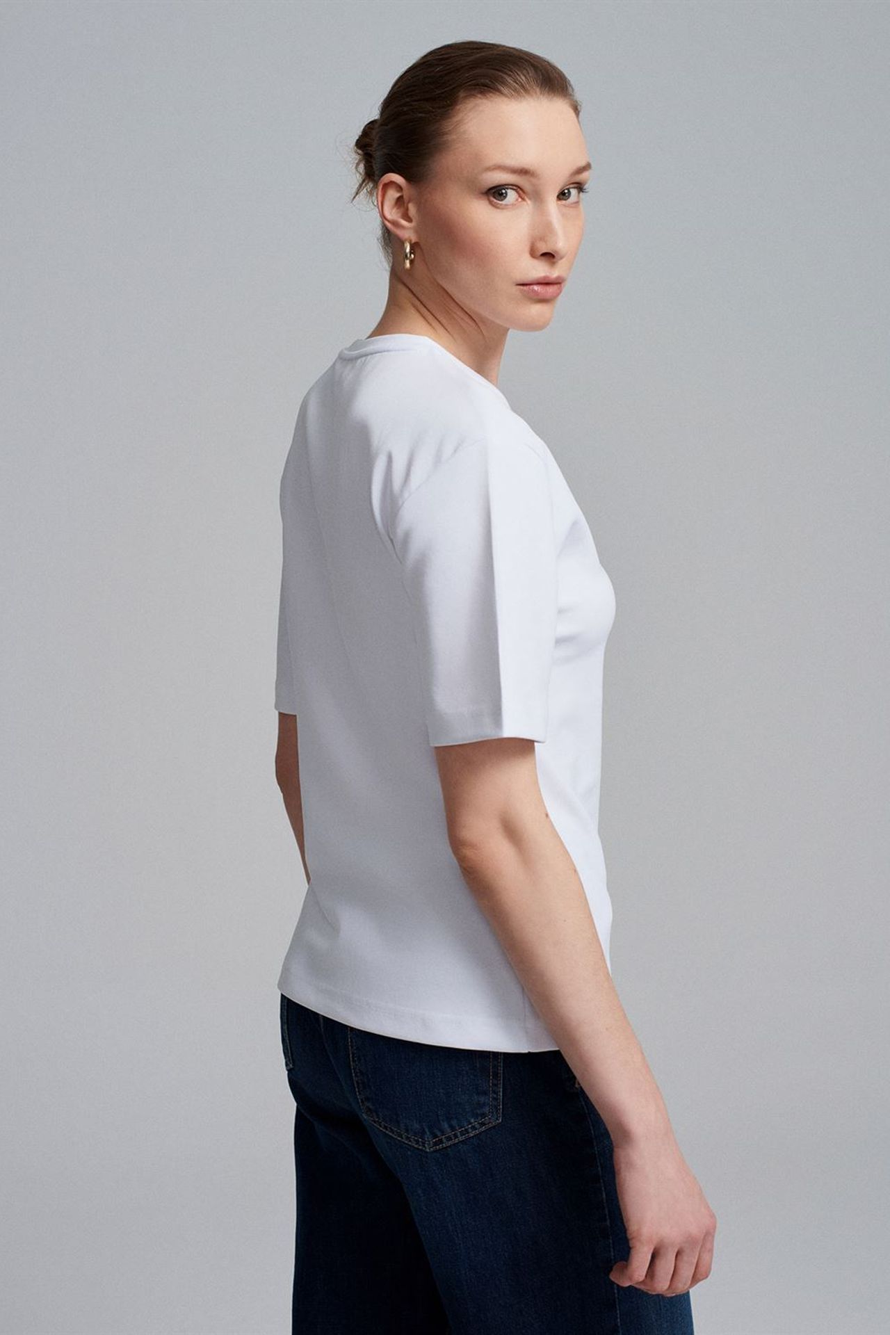 DILVIN Women's Crew Neck Short-sleeve Jersey T-shirt 2