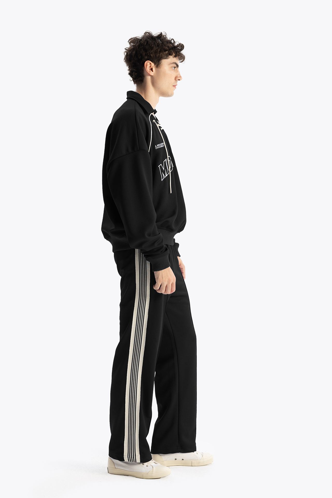 GIESTO Drawstring Neckline Printed Sweatshirt 4