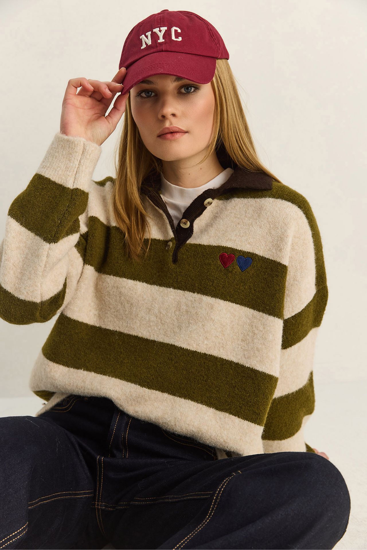LUCCI Oversized Striped Polo Collar Sweater with Embroidery 3