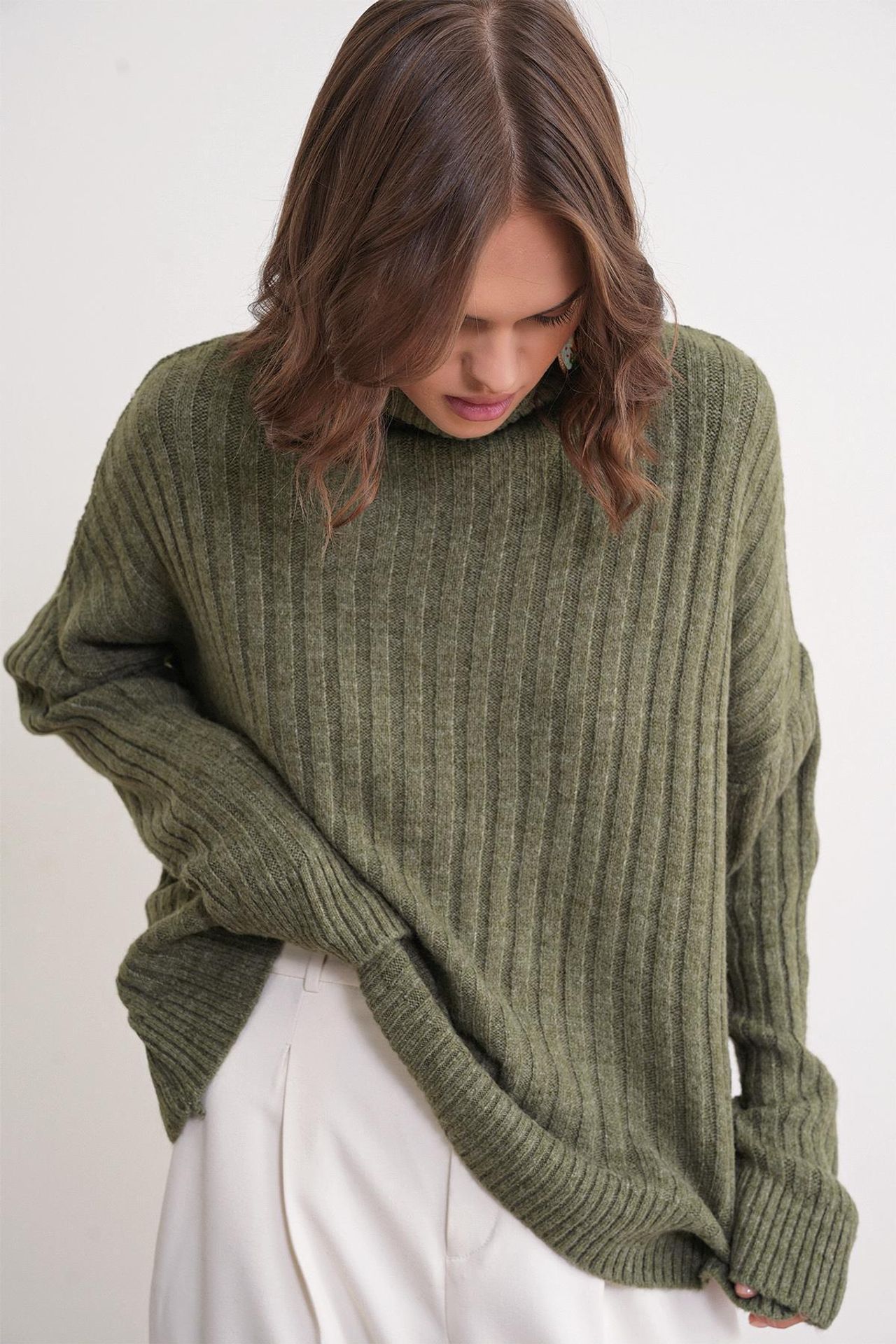 Mixray Oversize Ribbed Turtleneck Sweater 3