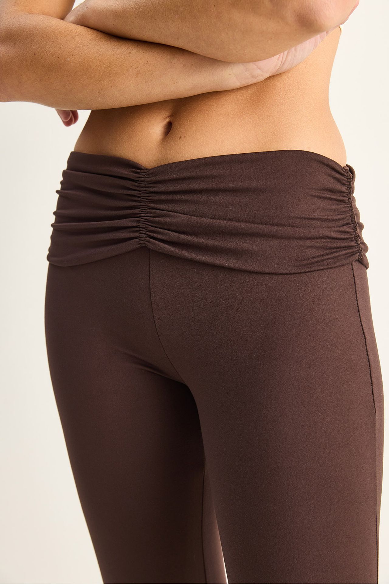 LUCCI High-Waist Flare Leggings 6
