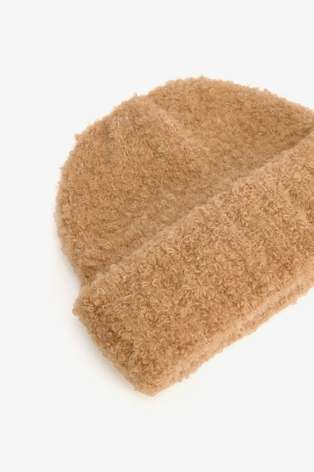 PENTI Reneta Soft Textured Beanie 2