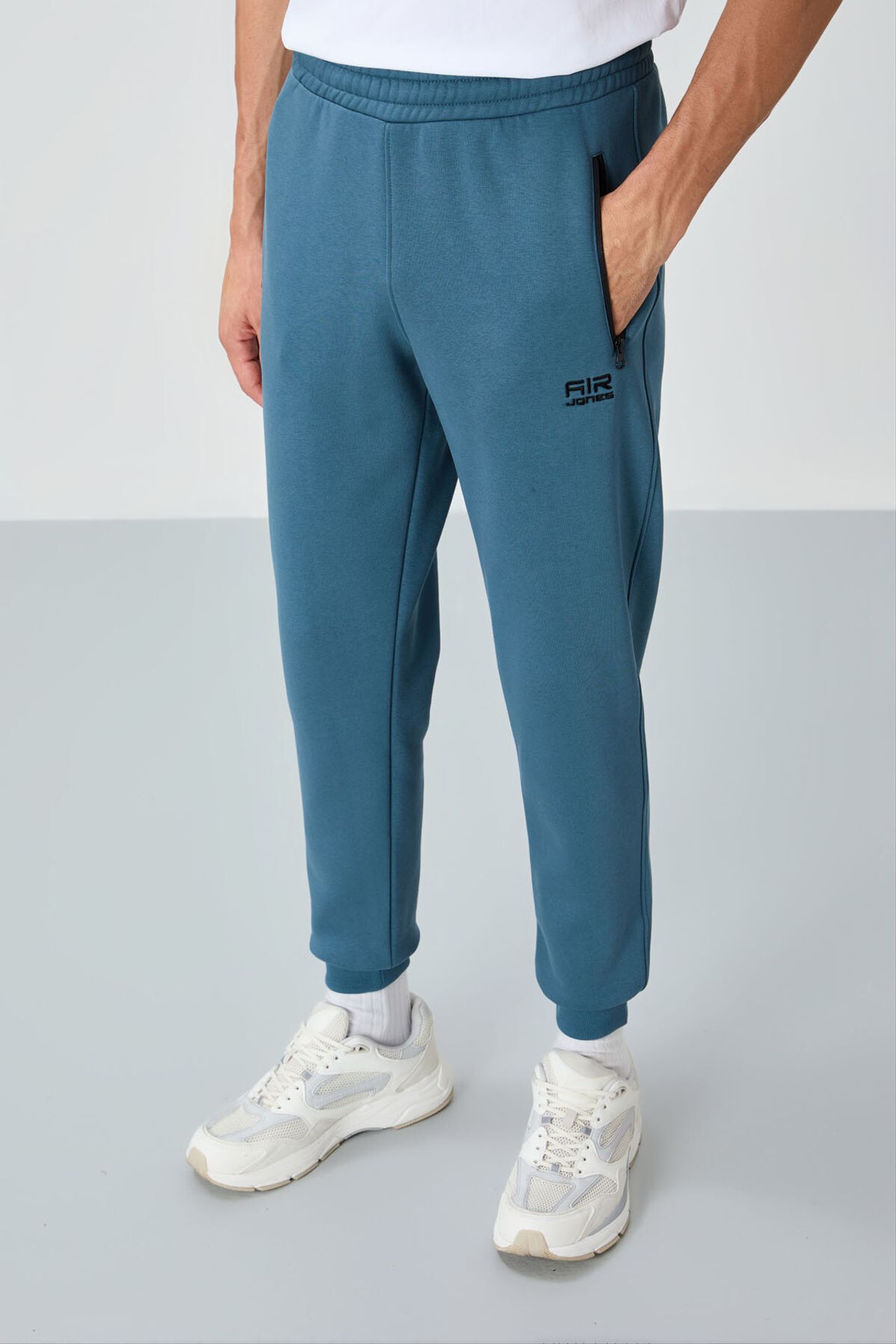 TOMMY Men's Jogger Sweatpants 1