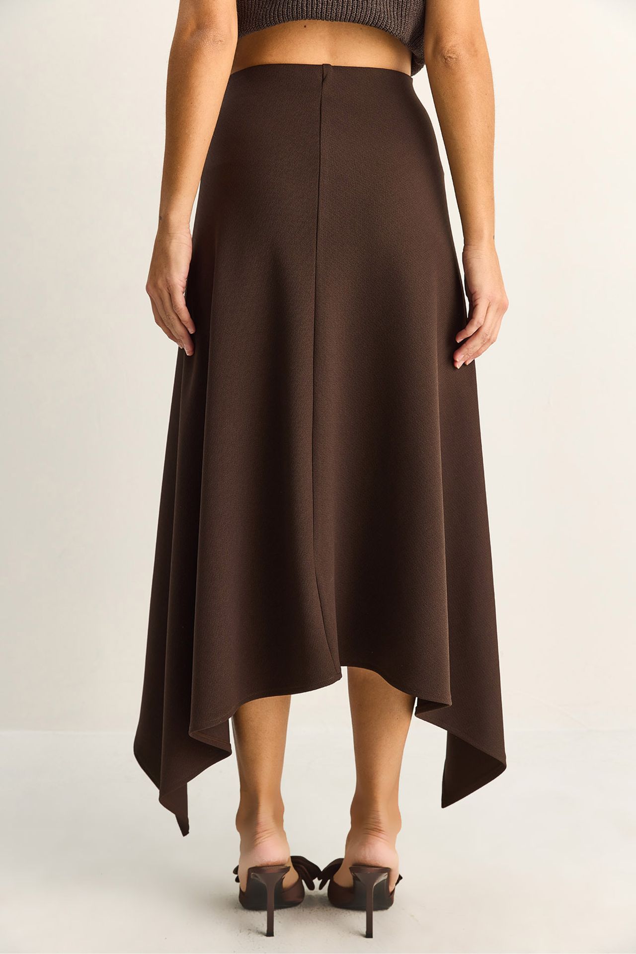 LUCCI Midi A-line Skirt With Button Closure 6