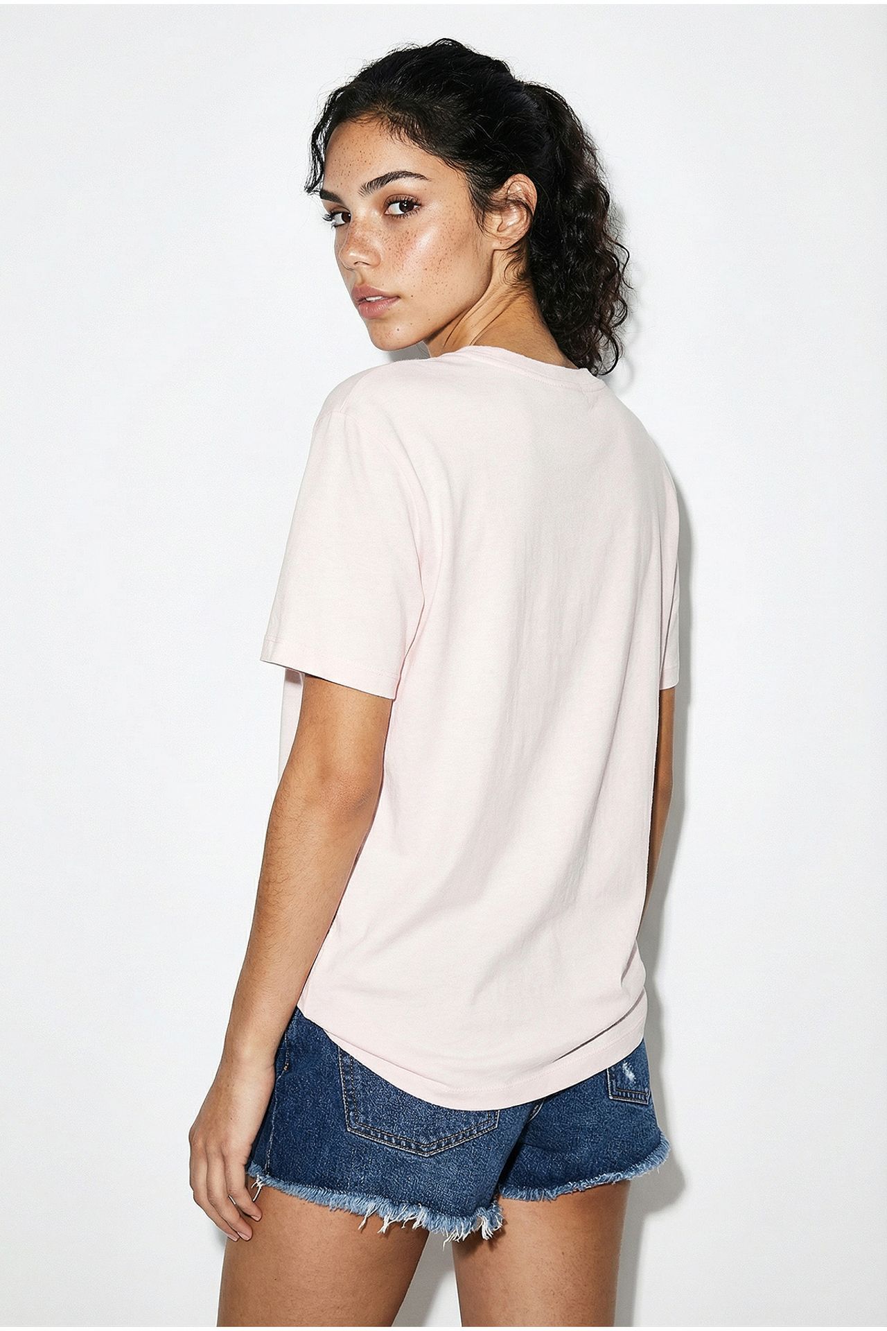 LUCCI Embroidered Crew Neck T-Shirt 5