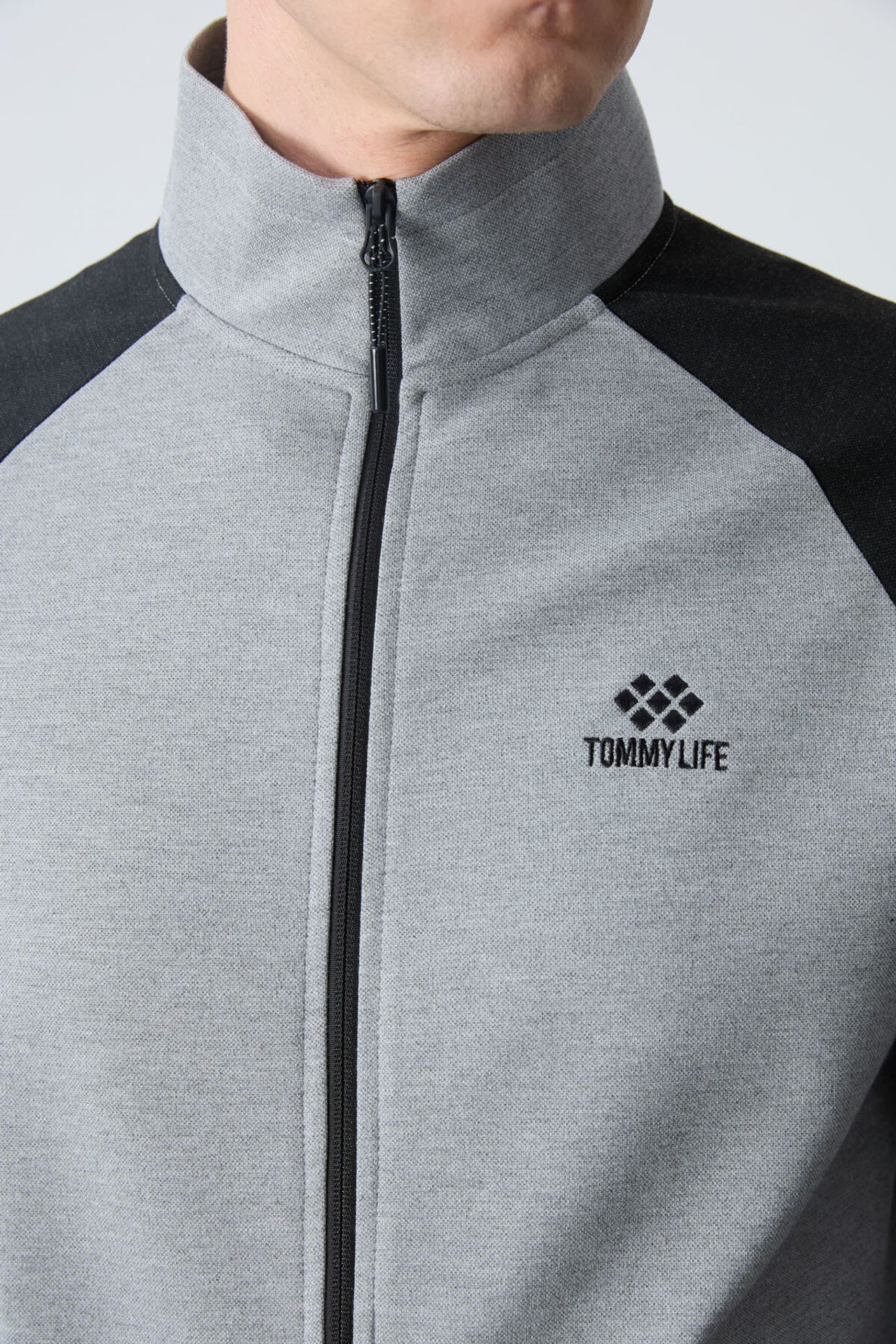 TOMMY Men's Color-blocked Knit Active Set 3