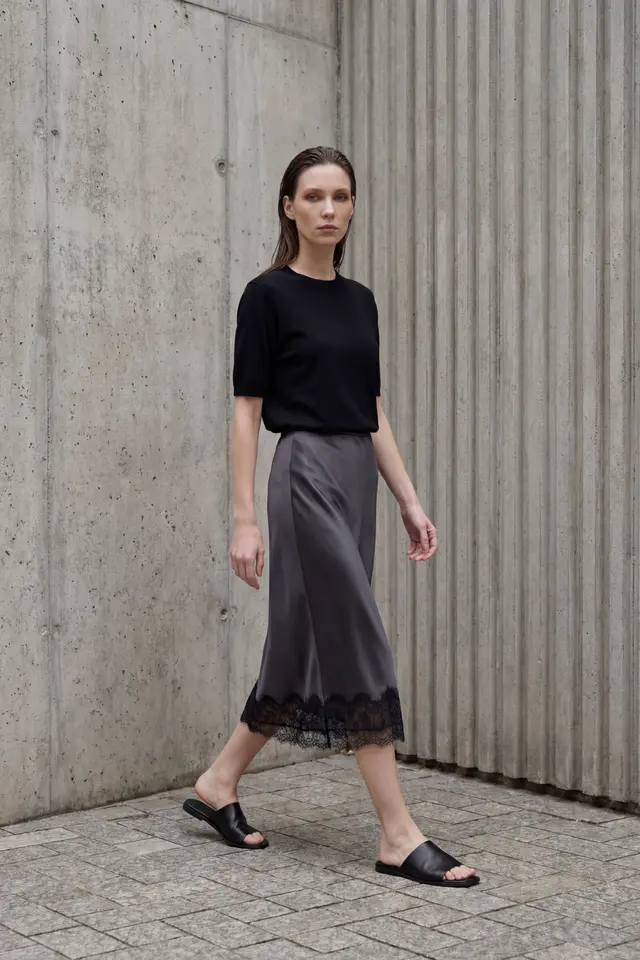MY FASHION Lace Detailed Satin Midi Skirt