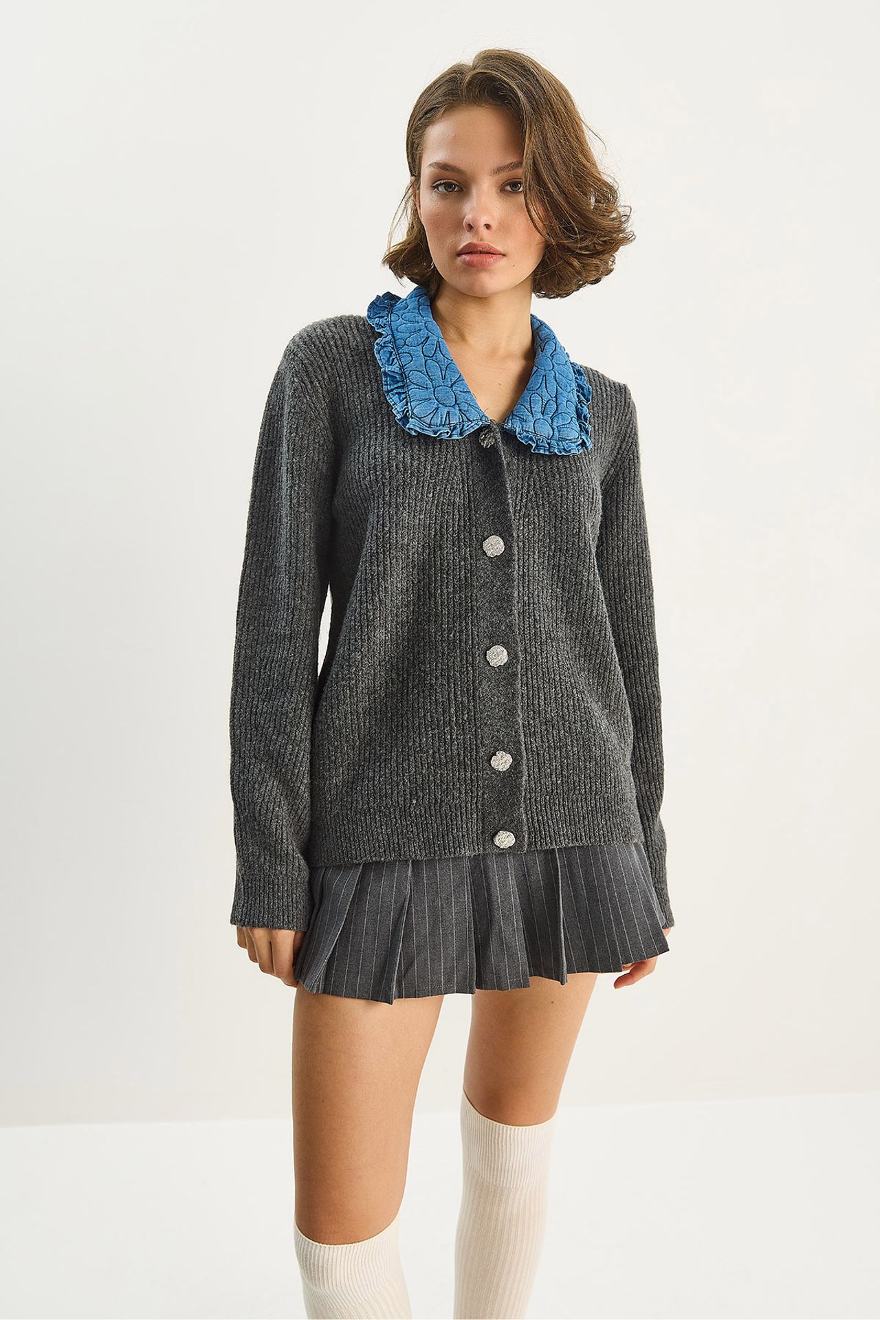 LUCCI Knit Cardigan with Collar Detail 2