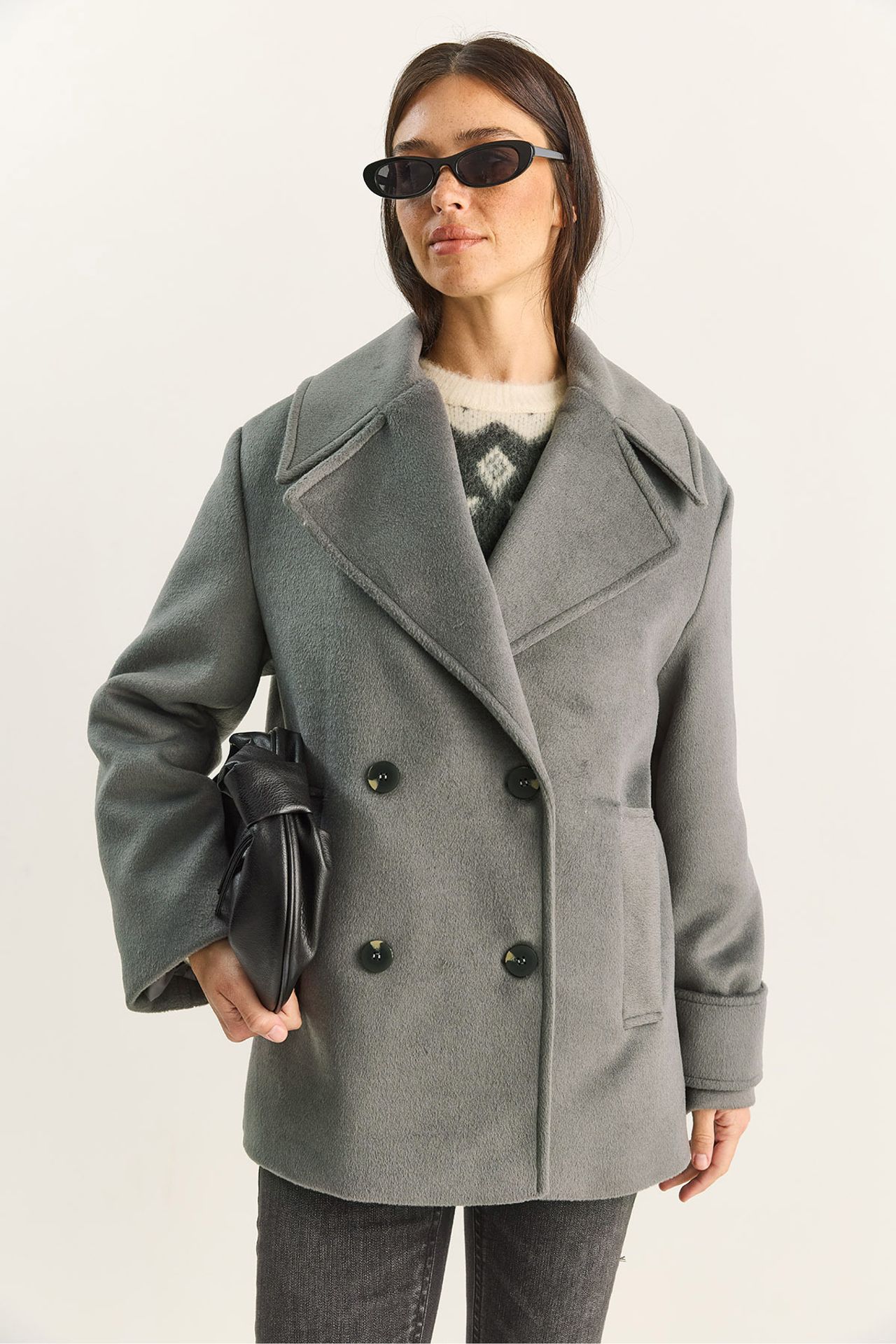 LUCCI Oversized Coat with Pockets 5