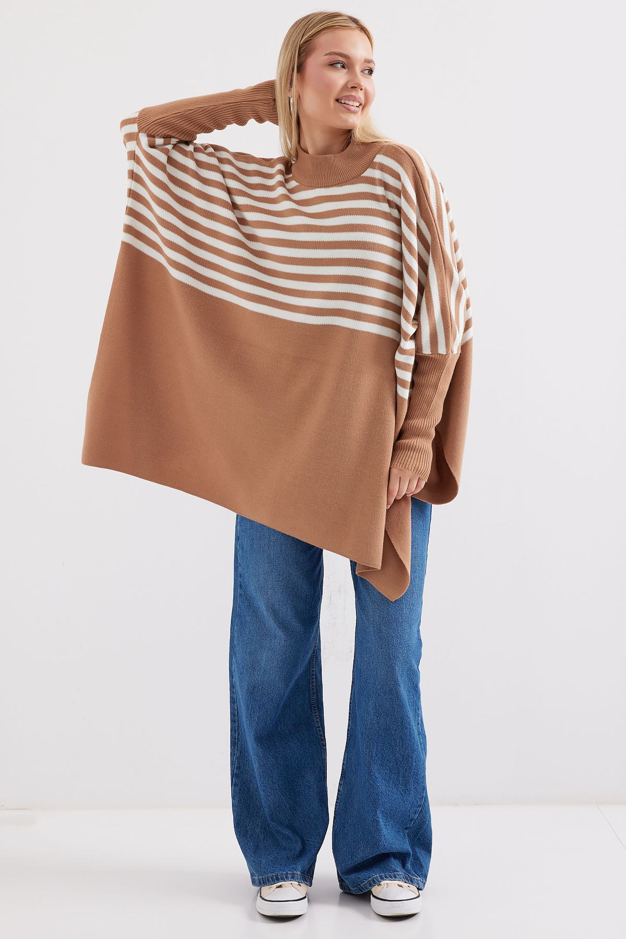 BDART Oversized Acrylic Crew Neck Jumper 2