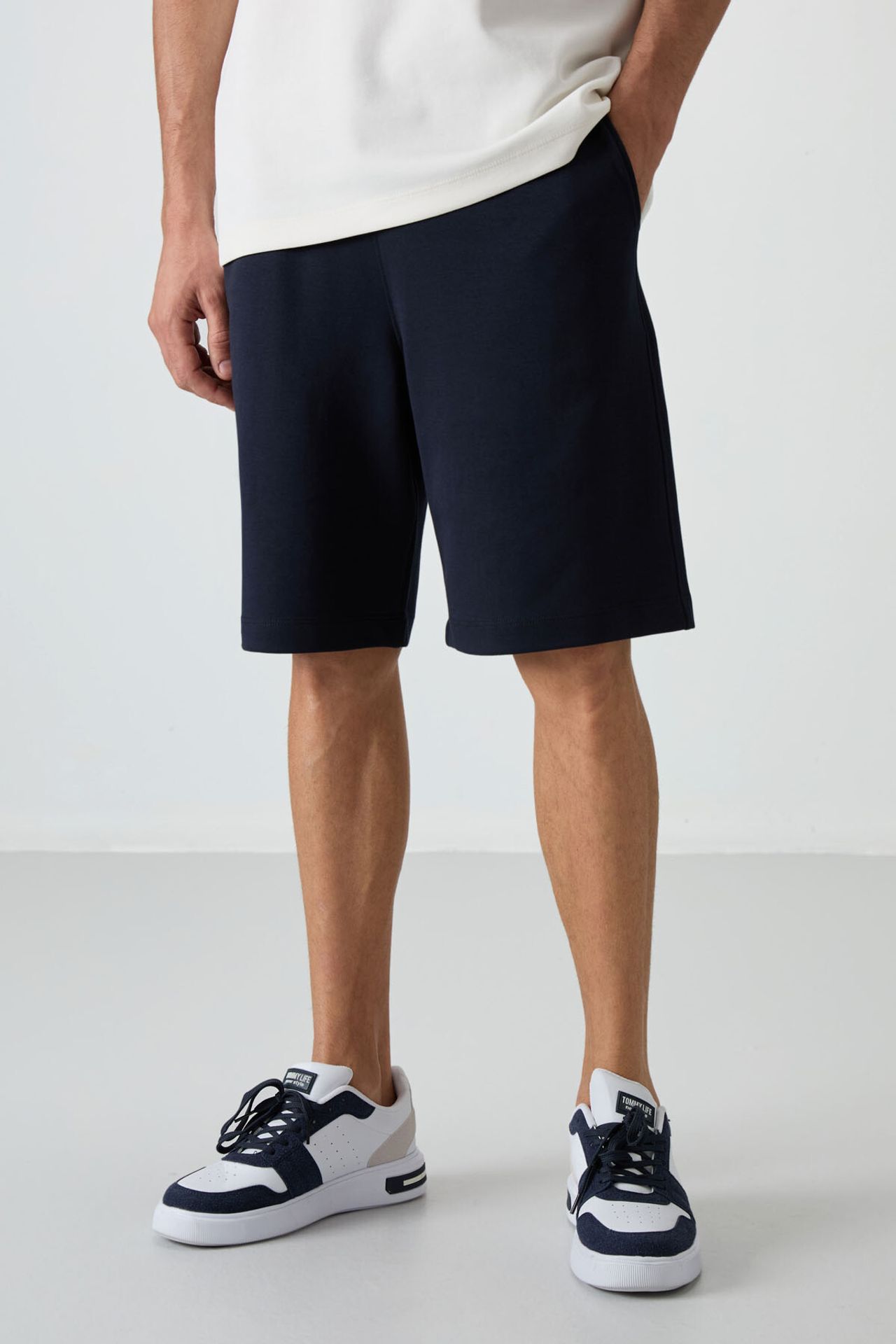 TOMMY Oversized T-Shirt And Shorts Set 5