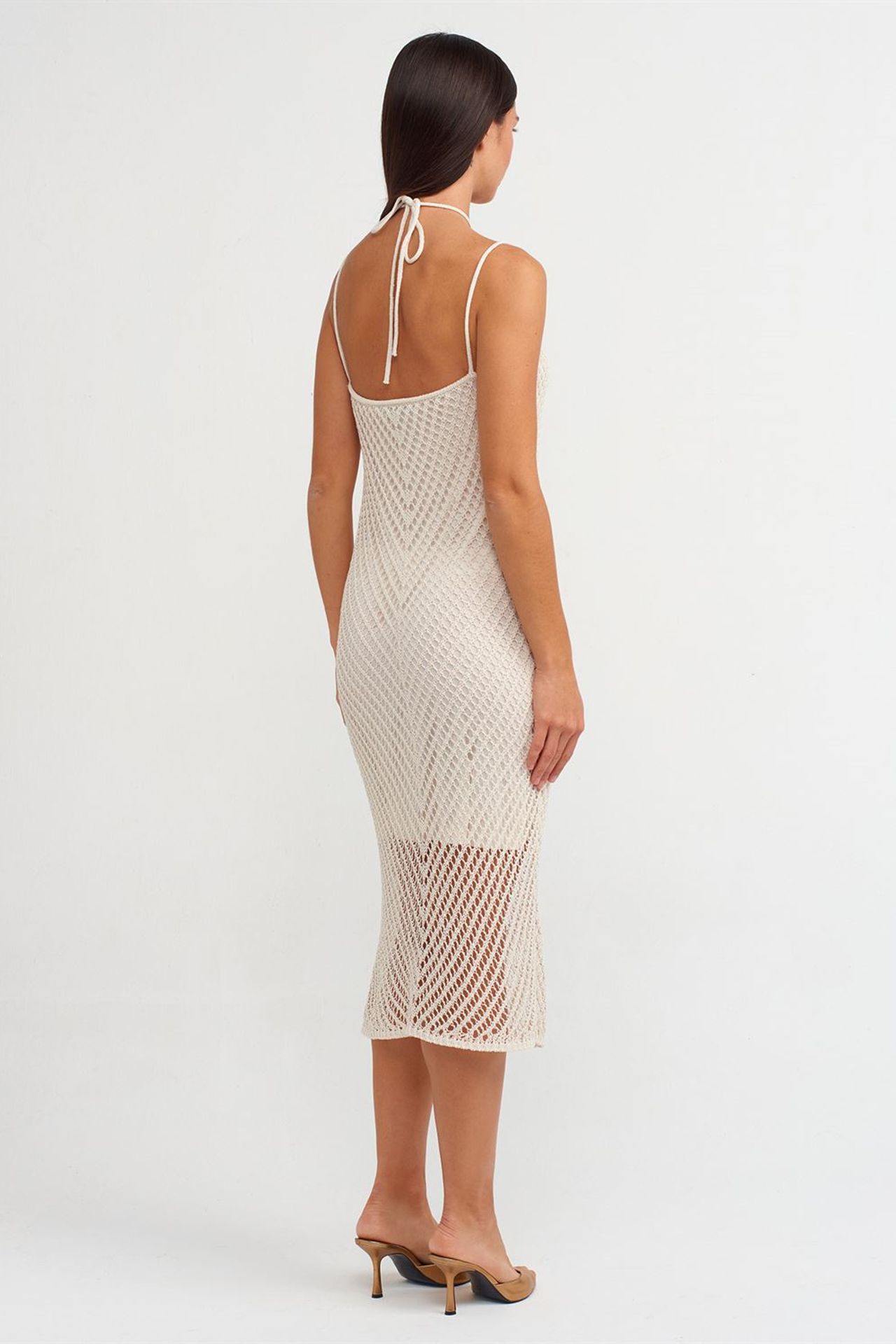 DILVIN Textured Halter Midi Dress With Cut-Out 2