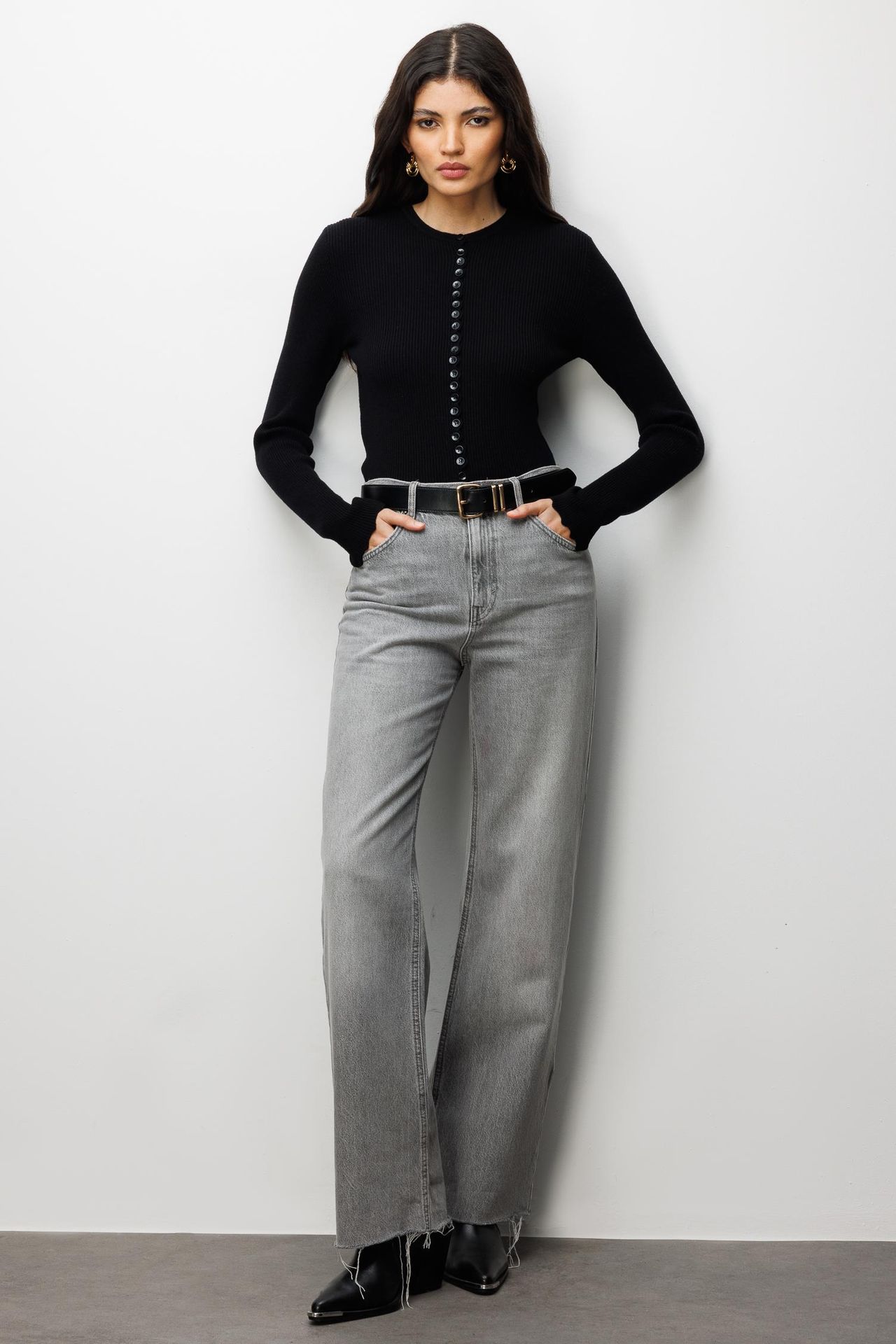 MIXRAY Ribbed Knit Buttoned Cardigan