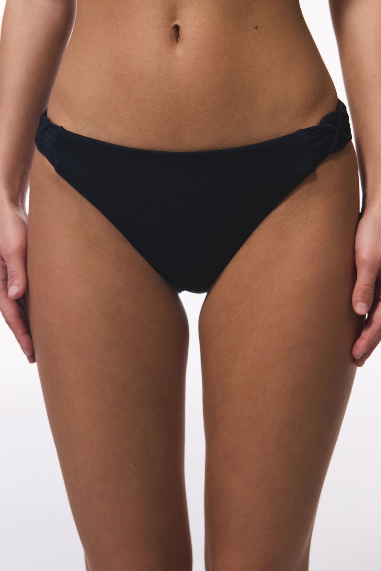 PENTI Macrame Low Waist Bikini Bottom 1