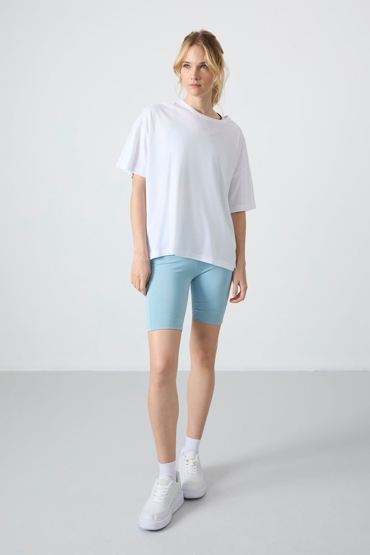 TOMMY Oversized Cotton-Modal Crew Neck T-Shirt 2