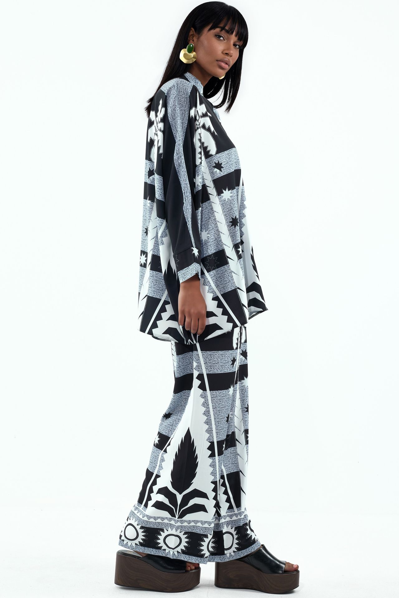 MSN Geometrik Desenli Örme Gömlek Ve Bol Paça Pantolon Takımı 2