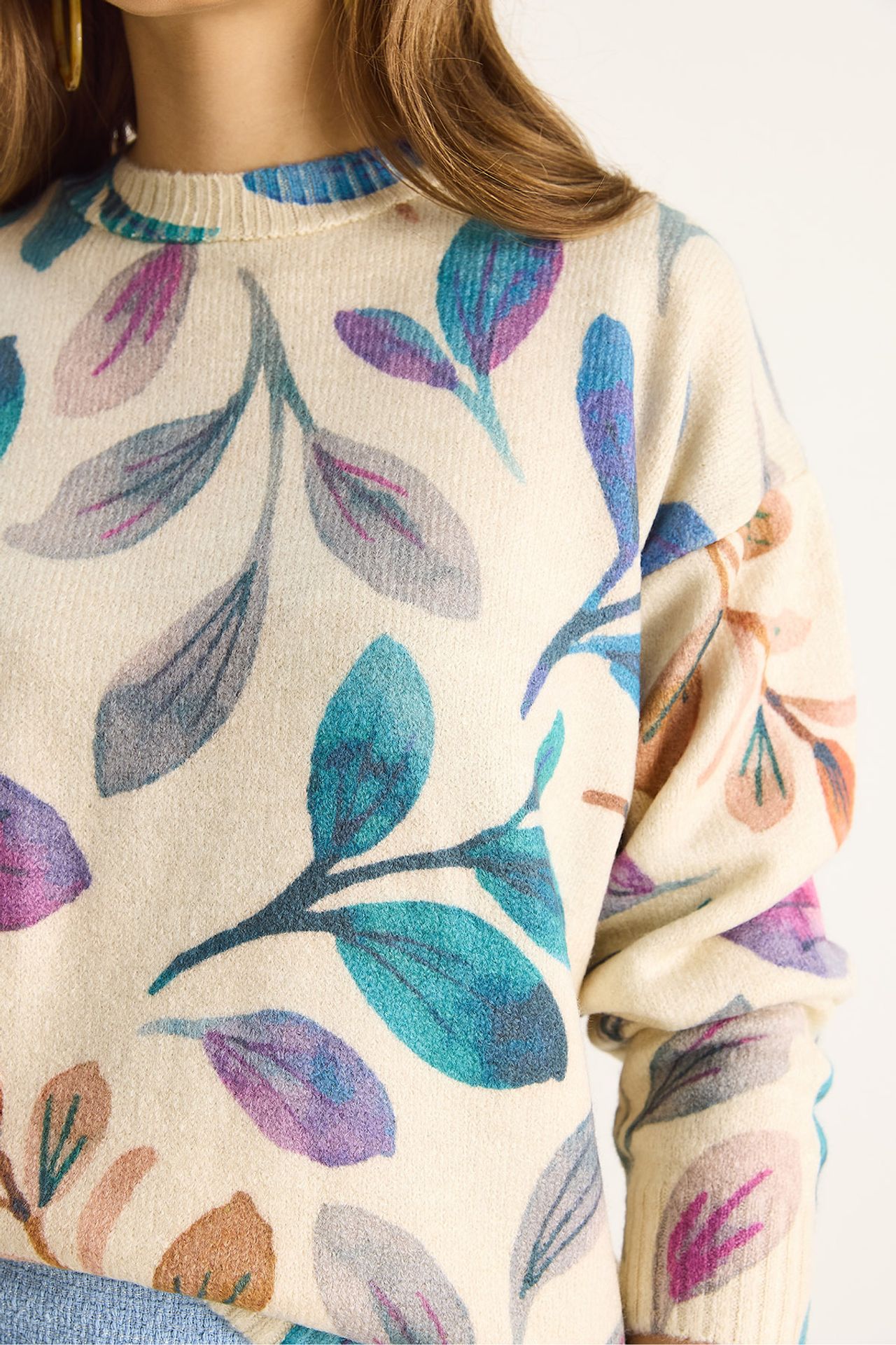 LUCCI Pattern Knit Sweater with Crew Neck 6