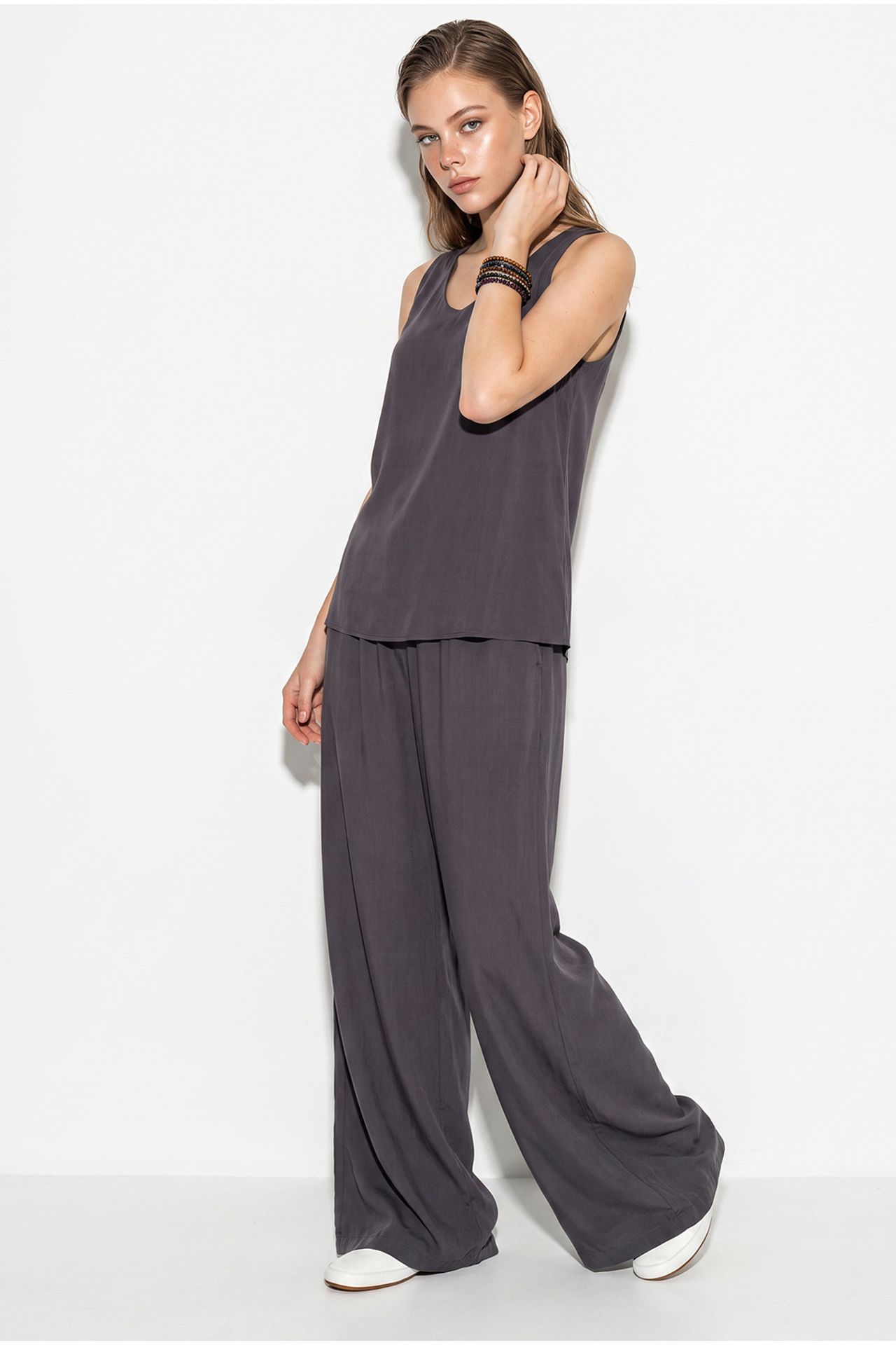 LUCCI V-Neck Cotton Blouse-Pants Two-Piece Set 2