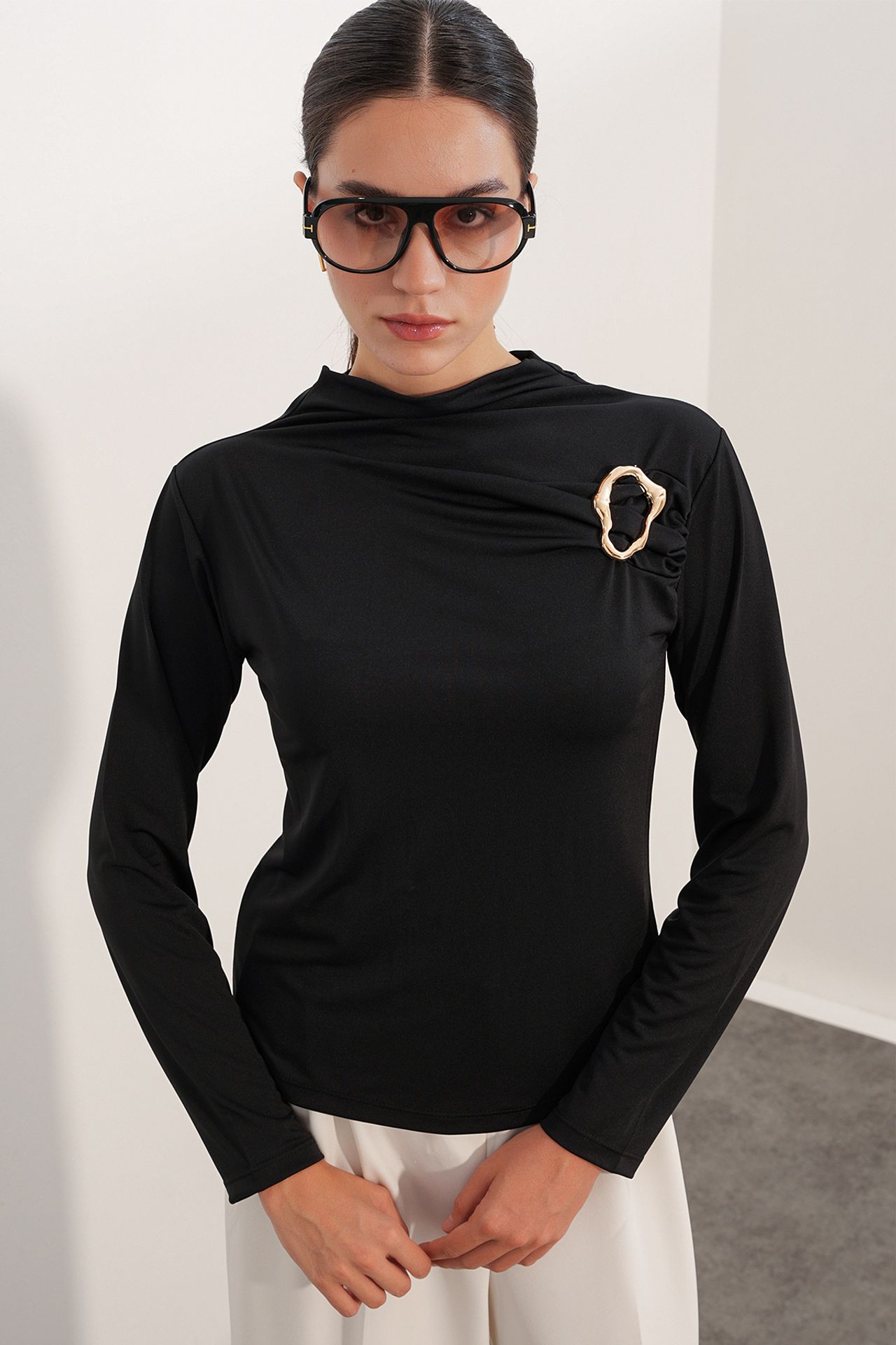 BDART Women's Blouse 4