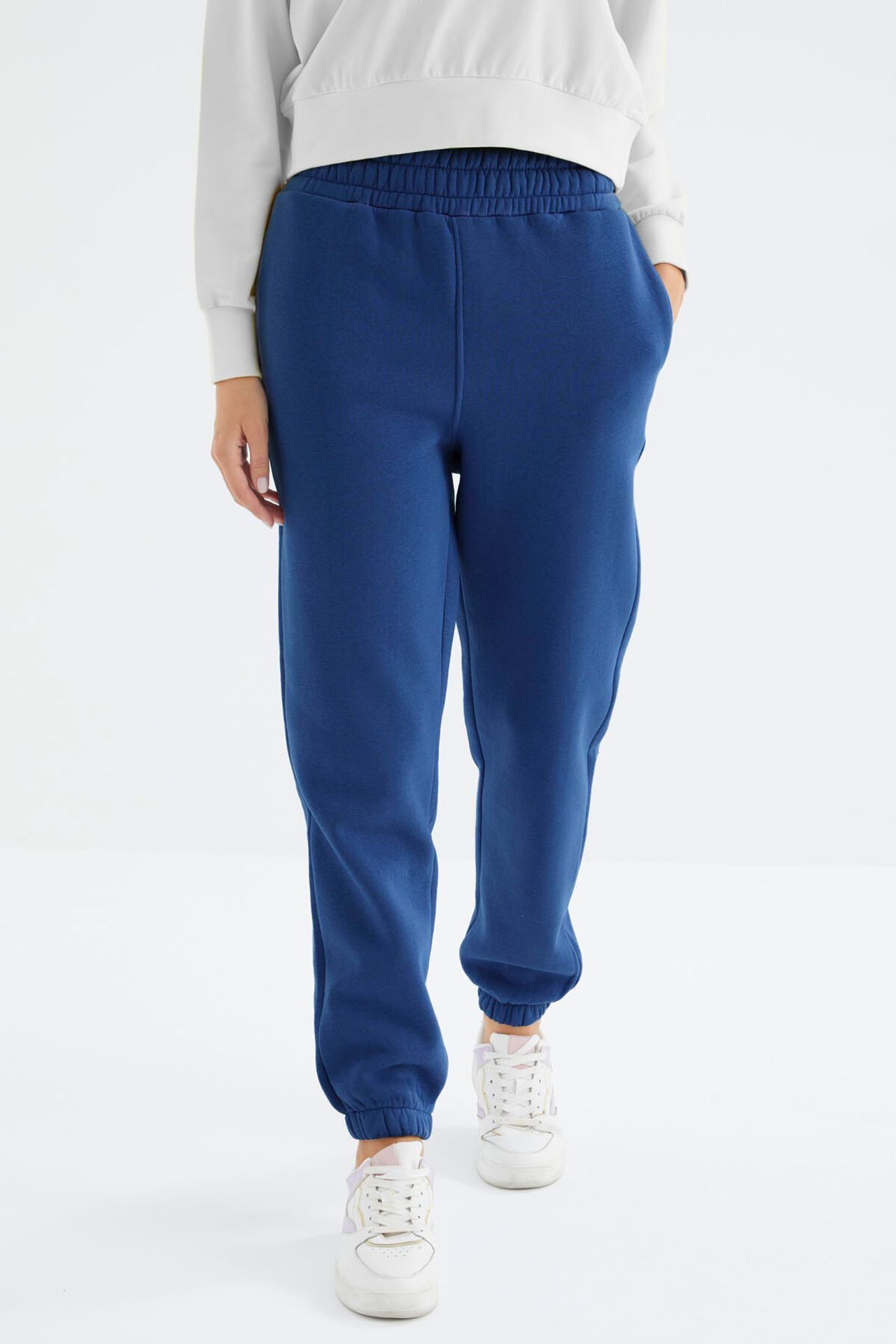 TOMMY Women's High-Waist Fleece Jogger Sweatpants 2