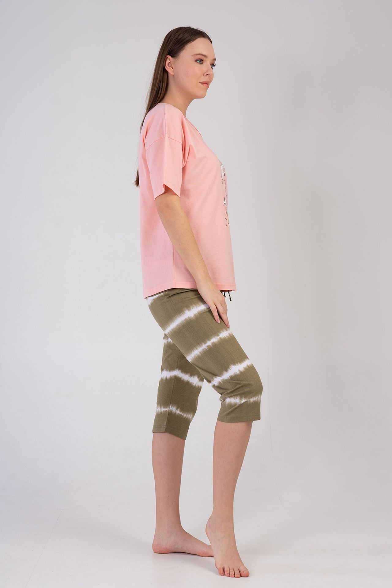 YAKE V Yaka Yazı Baskılı 2 Parçalı Pijama Takımı 4