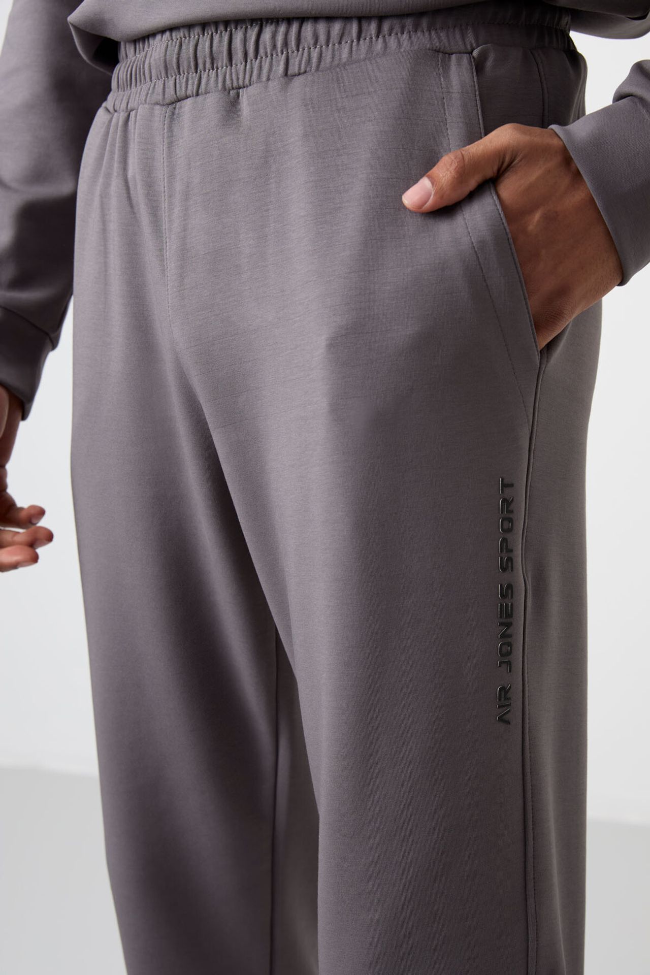 TOMMY Printed Fleece Sweatshirt And Pants Set 5