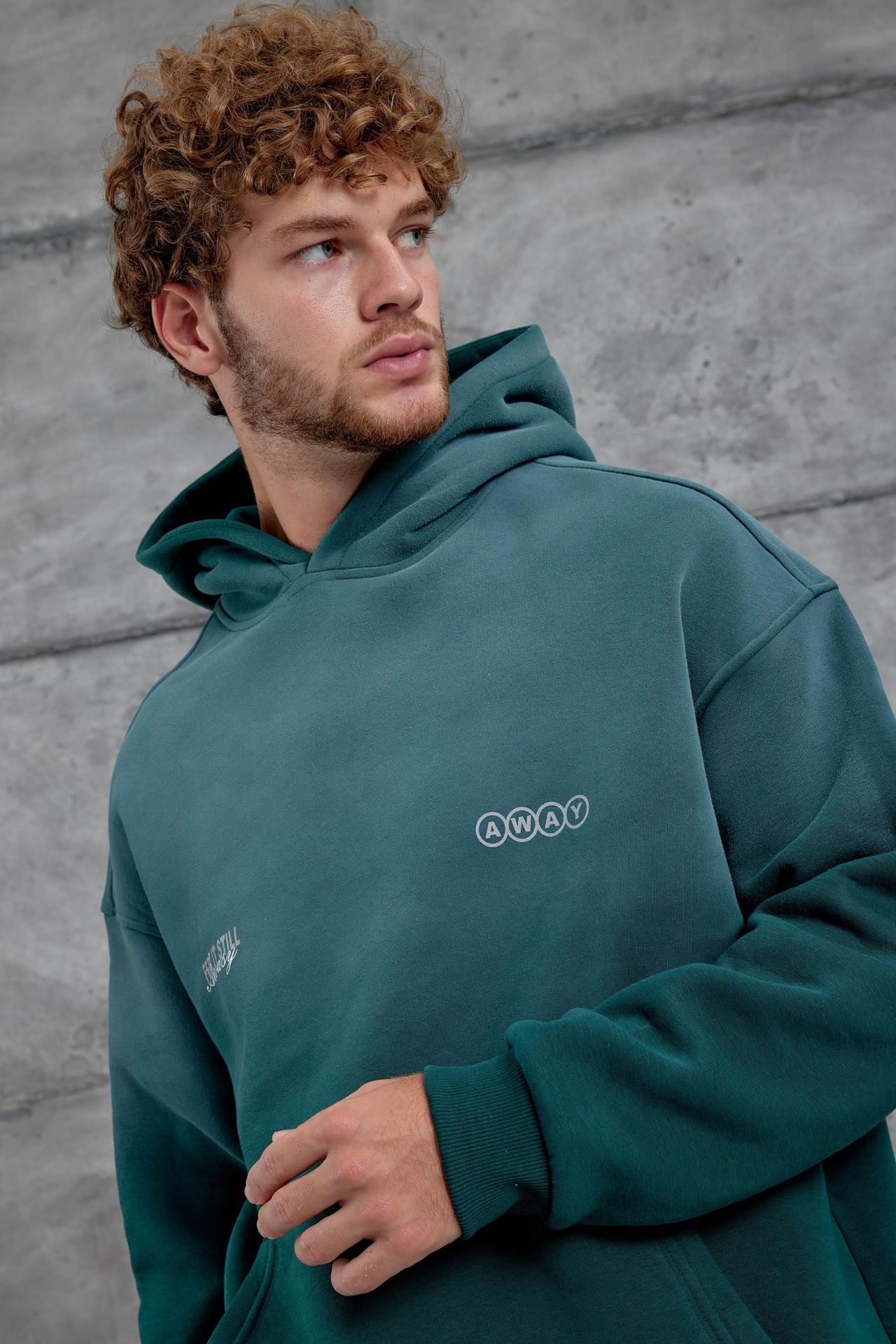 NOMARC Geniş Kesim Kapüşonlu Logolu Cepli Hoodie 3