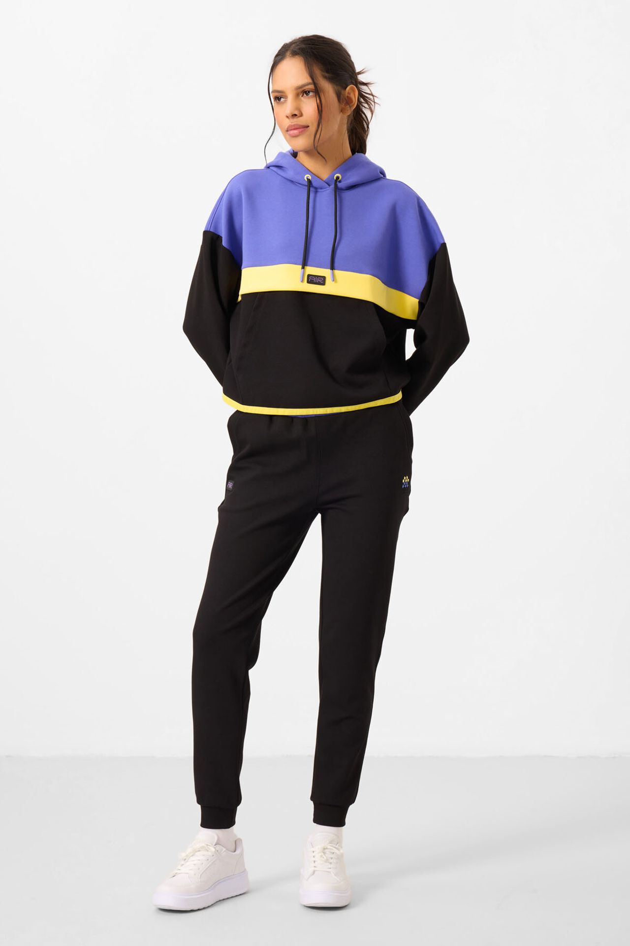 TOMMY Color-Blocked Hooded Sweatshirt And Pants Set 1