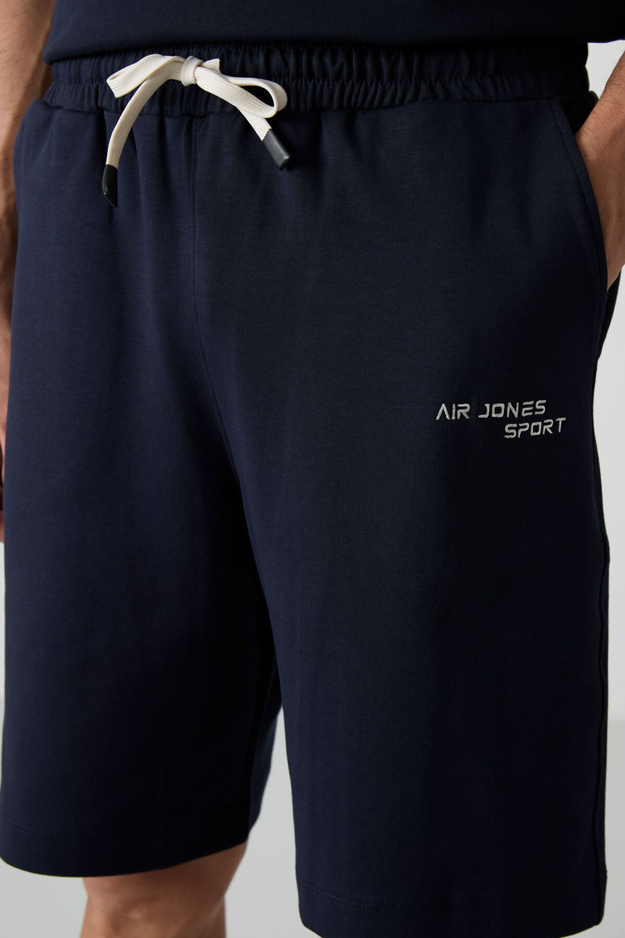 TOMMY Oversized Short-Sleeve T-Shirt And Shorts Set 2