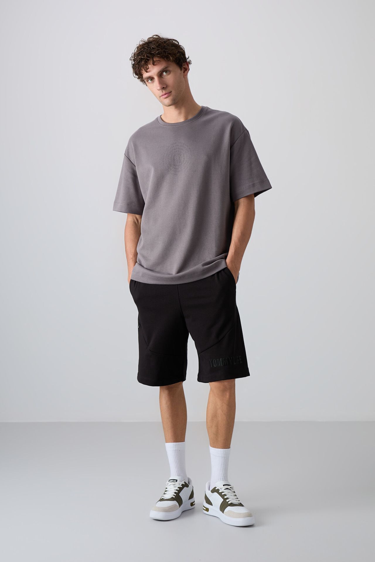 TOMMY Oversized Cotton-Blend Crew Neck T-Shirt 2
