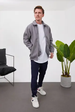 Gri