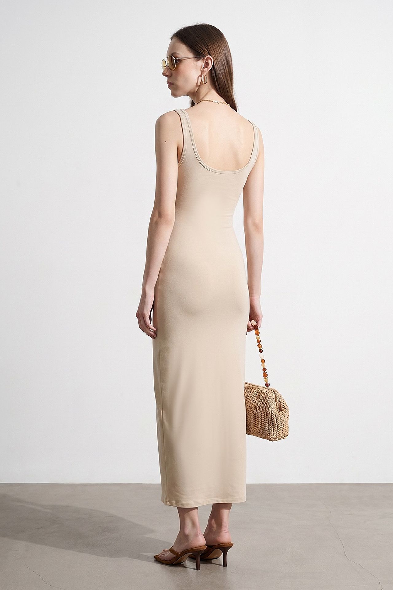 DILVIN Sleeveless Bodycon Midi Dress 2