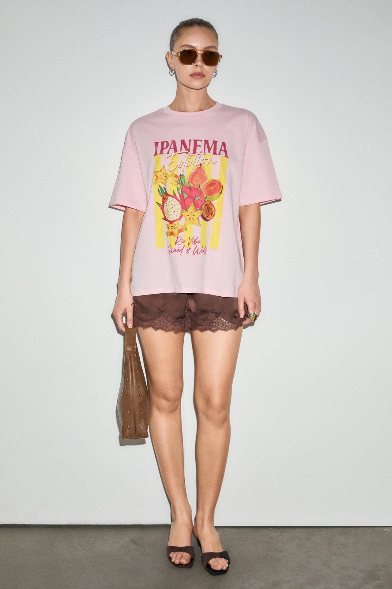 GRIMELANGE Oversized Crew Neck Printed T-Shirt 4