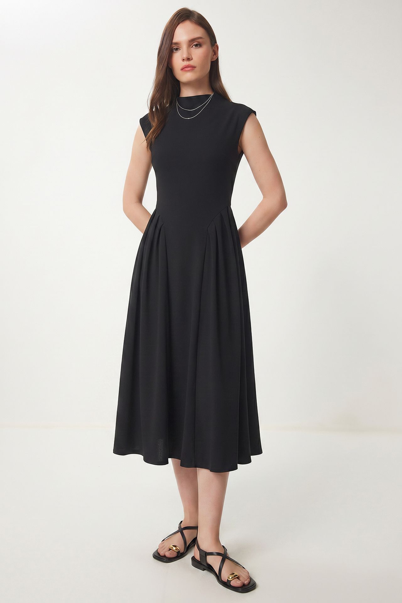 ISTANBUL Sleeveless A-line Midi Turtleneck Dress 2